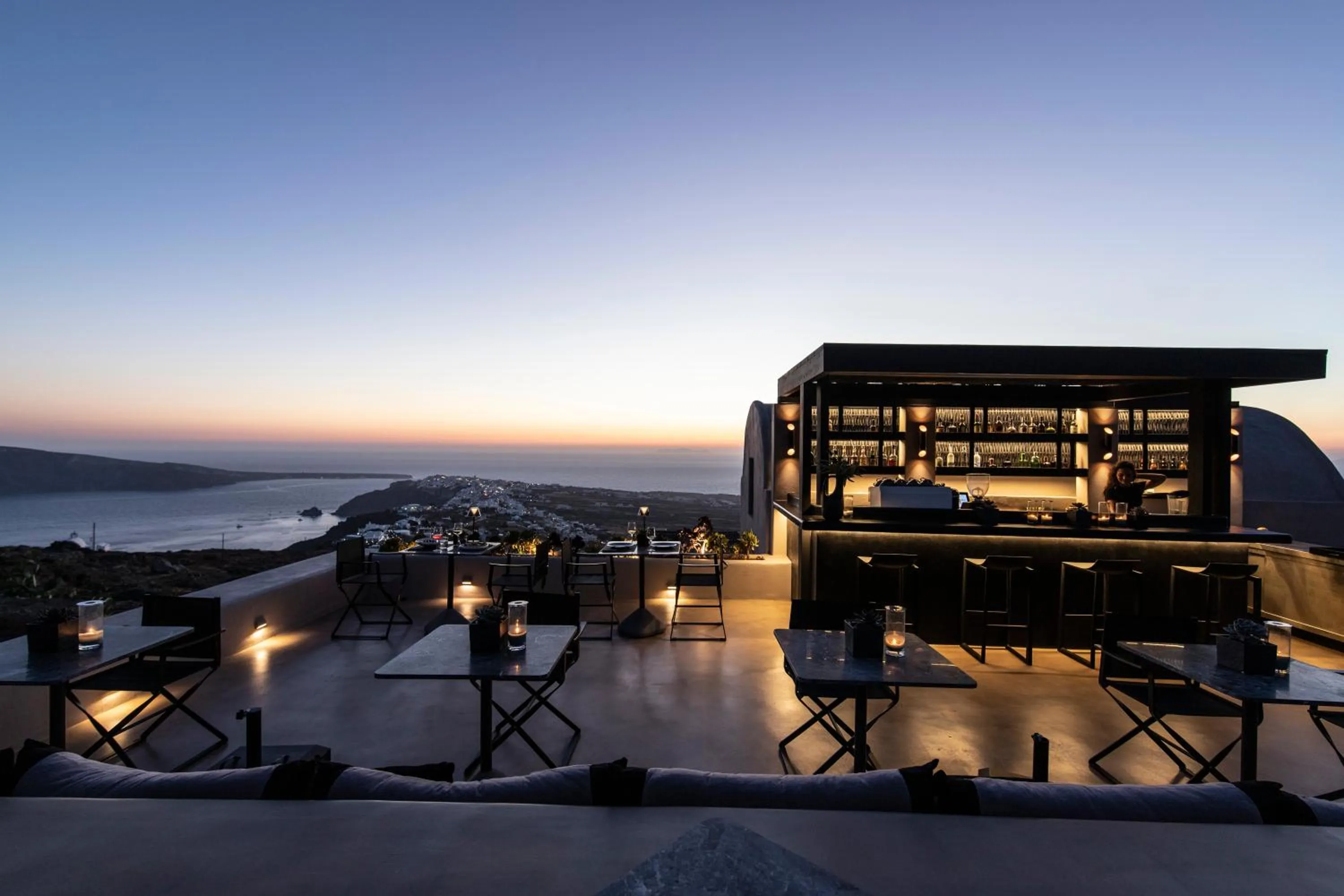 Restaurant/places to eat in Nimbus Santorini