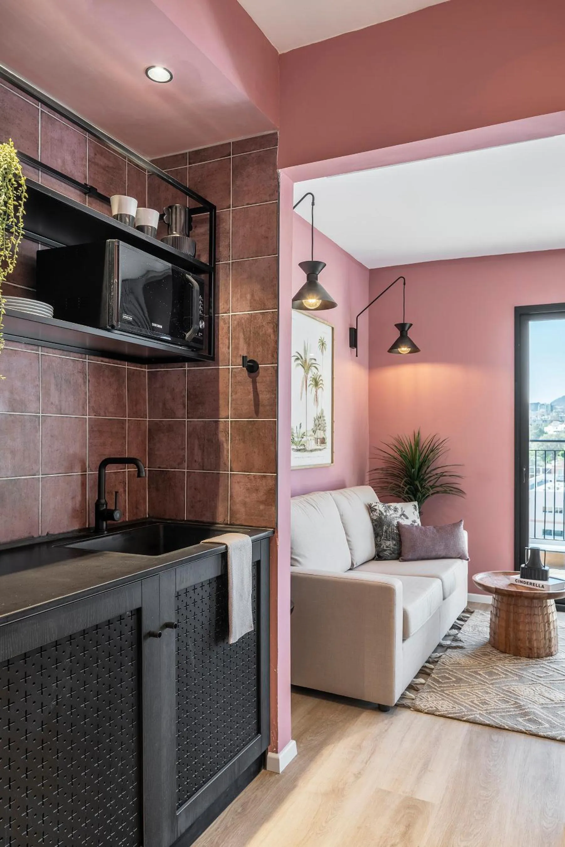 Kitchen or kitchenette in Mr. Soof - By TLV2GO