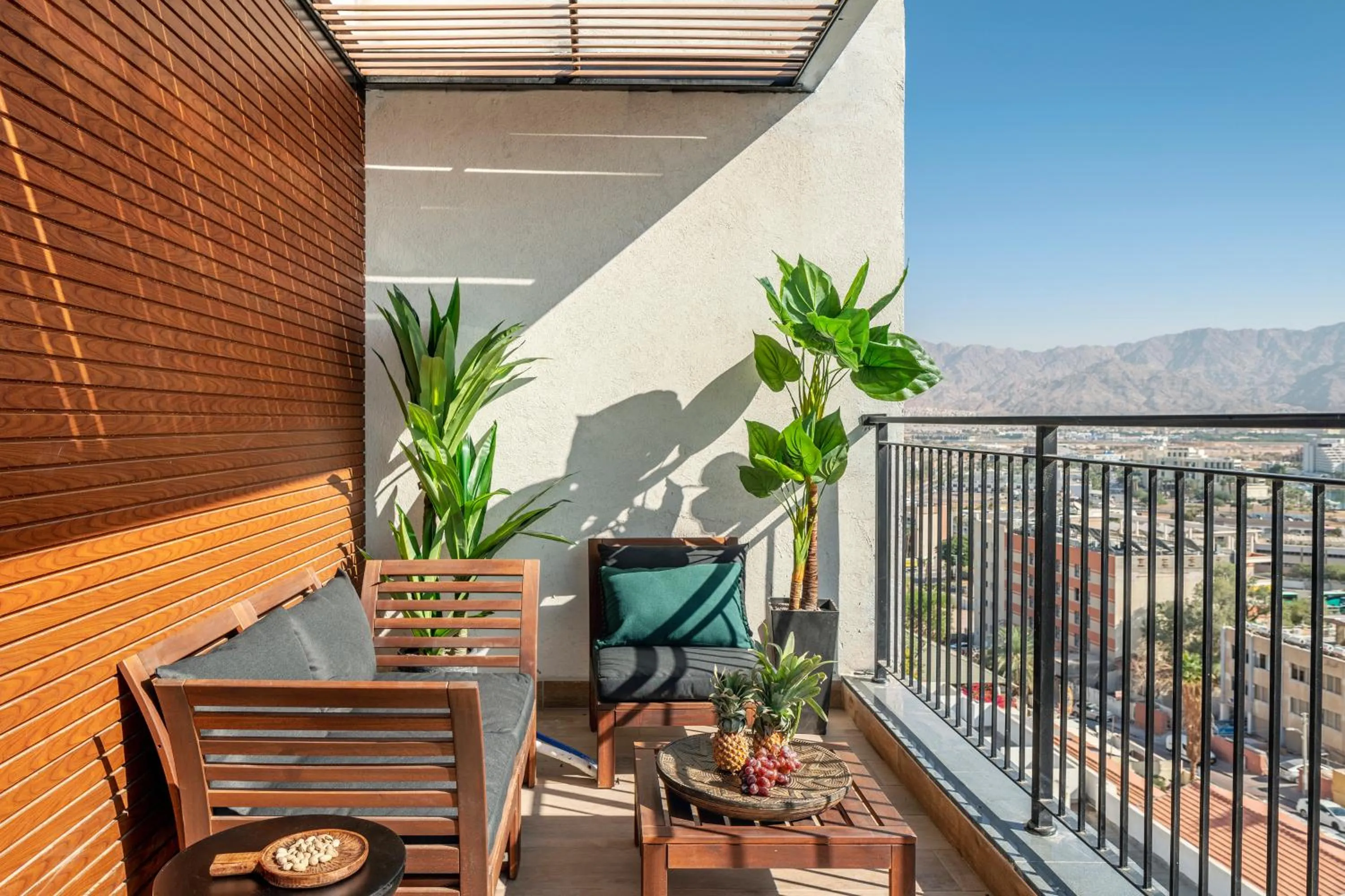 Balcony/Terrace in Mr. Soof - By TLV2GO