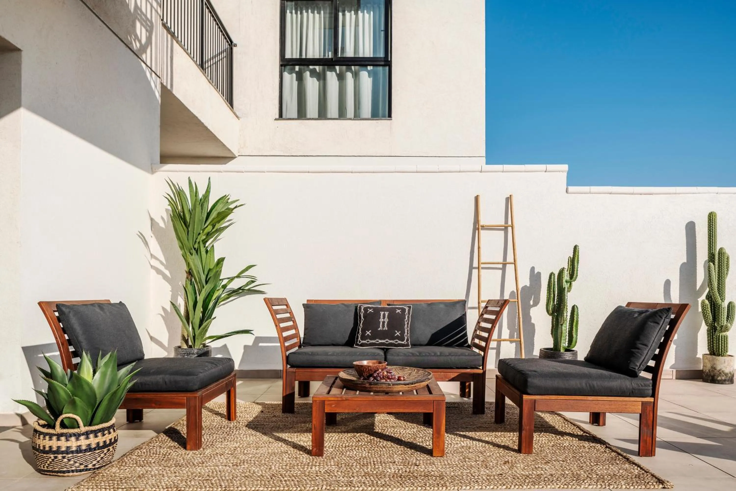 Balcony/Terrace in Mr. Soof - By TLV2GO