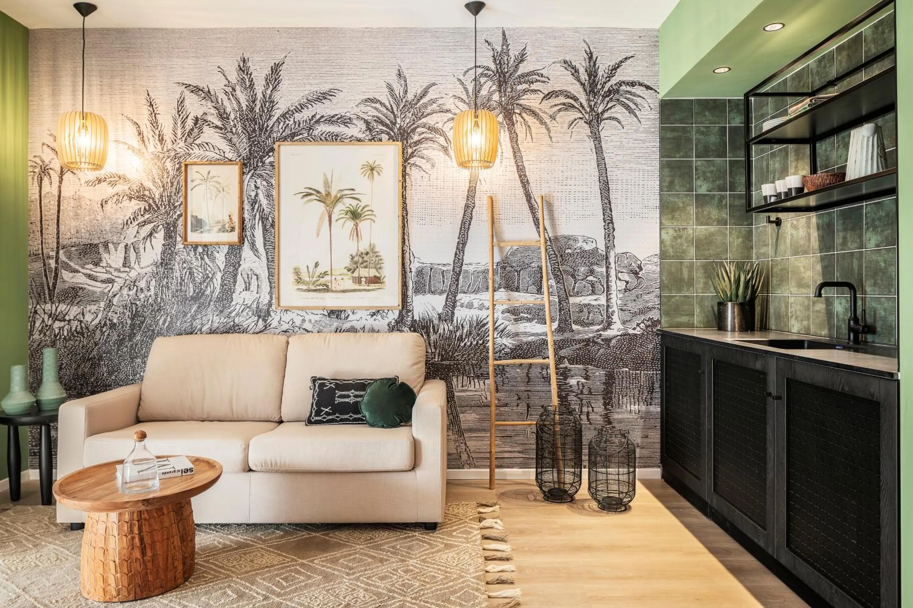 Kitchen or kitchenette in Mr. Soof - By TLV2GO