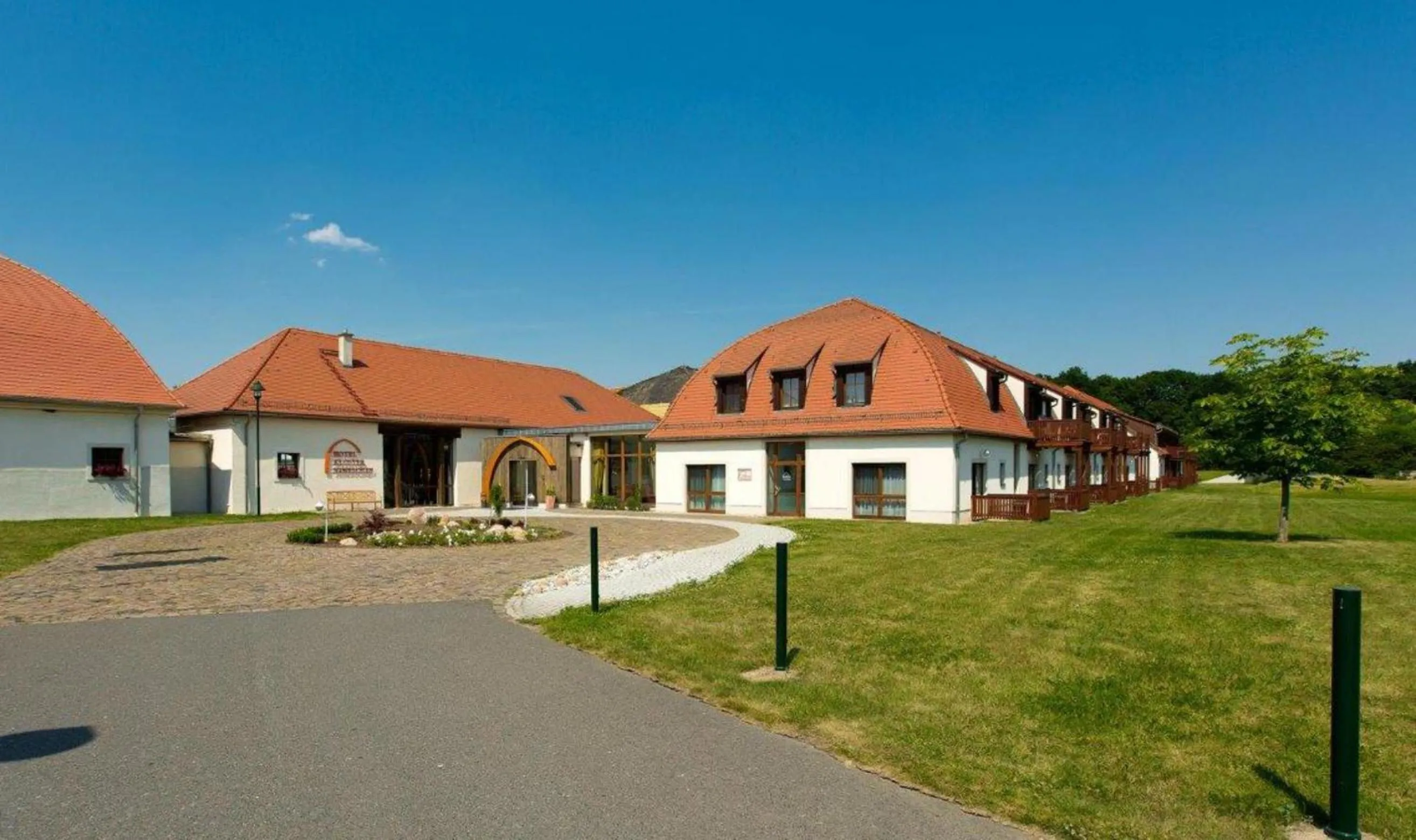 Facade/entrance in Gästehaus Kloster Nimbschen