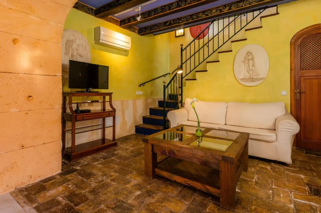 Communal lounge/ TV room in Es Revellar Art Resort - Adults Only