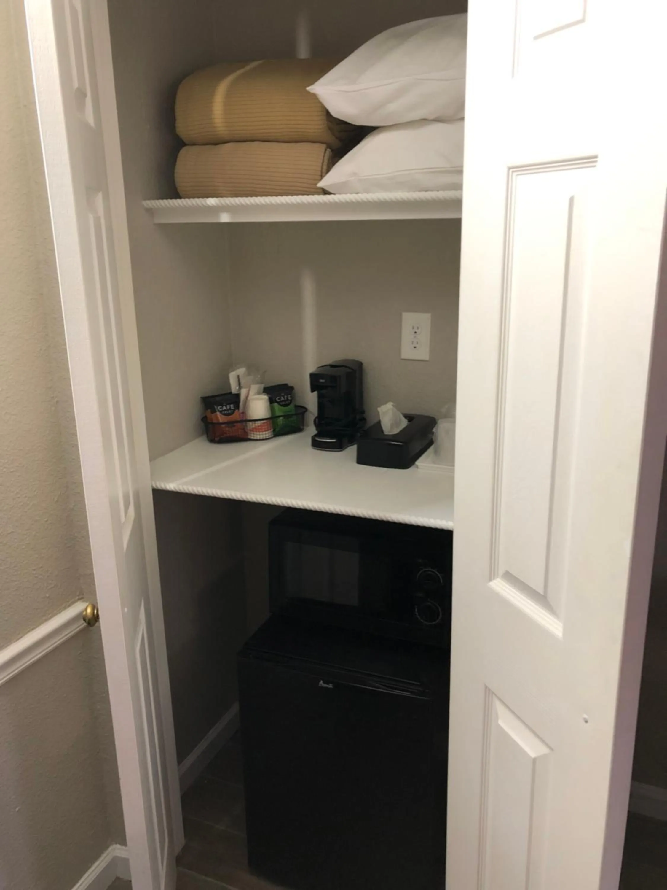 KINGS INN- Medical Downtown Midtown Memphis