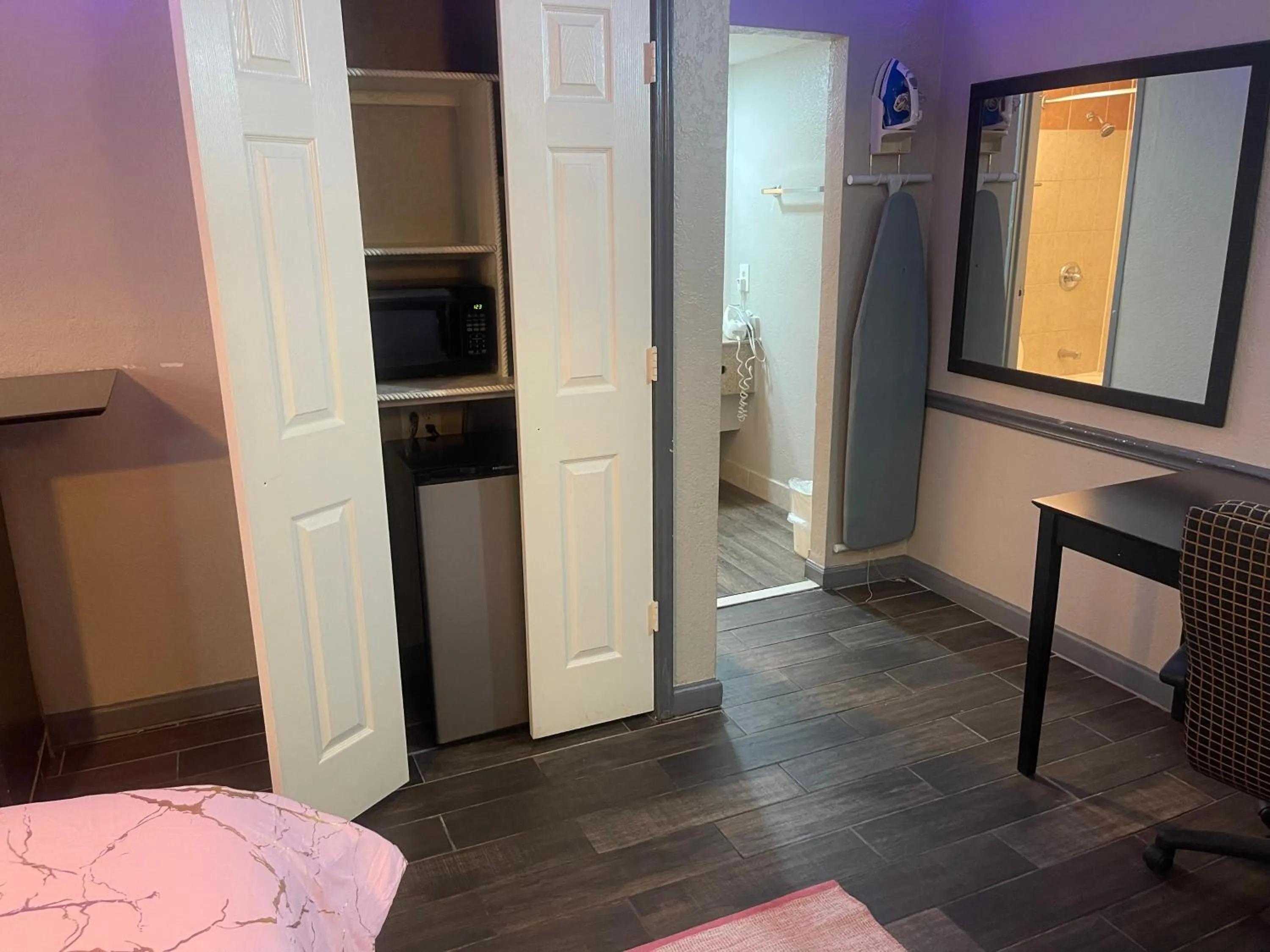 KINGS INN- Medical Downtown Midtown Memphis