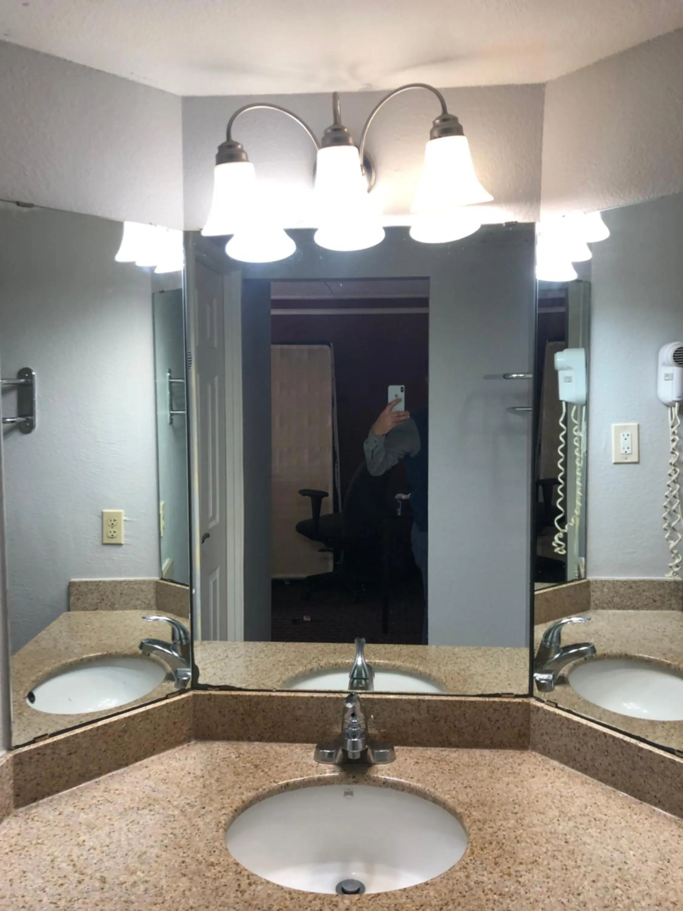 KINGS INN- Medical Downtown Midtown Memphis