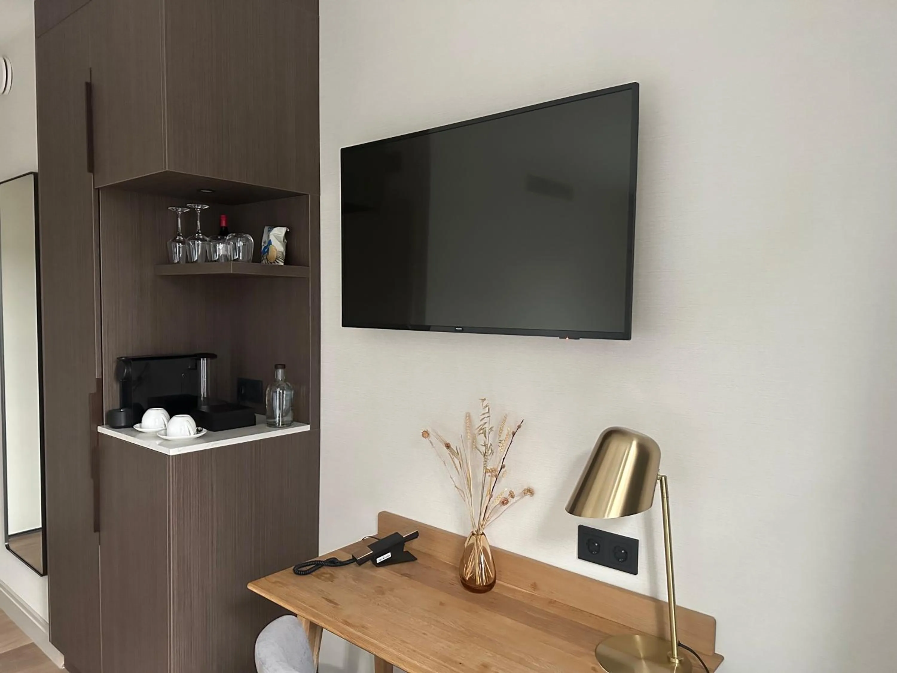 Coffee/tea facilities in Hotel Flora Batava