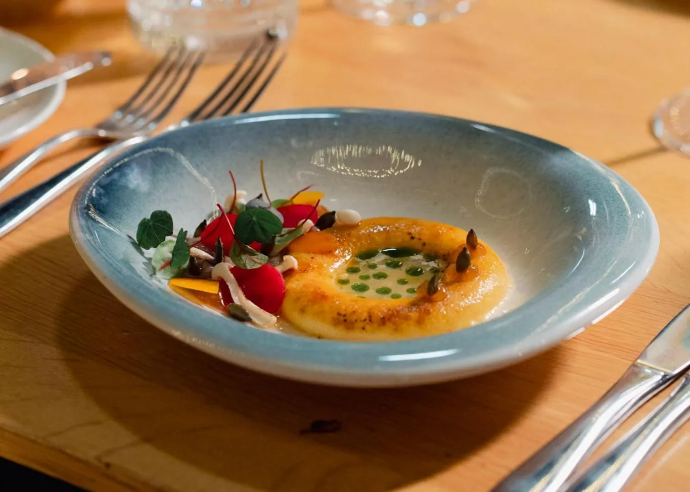 Restaurant/places to eat in Hotel Flora Batava