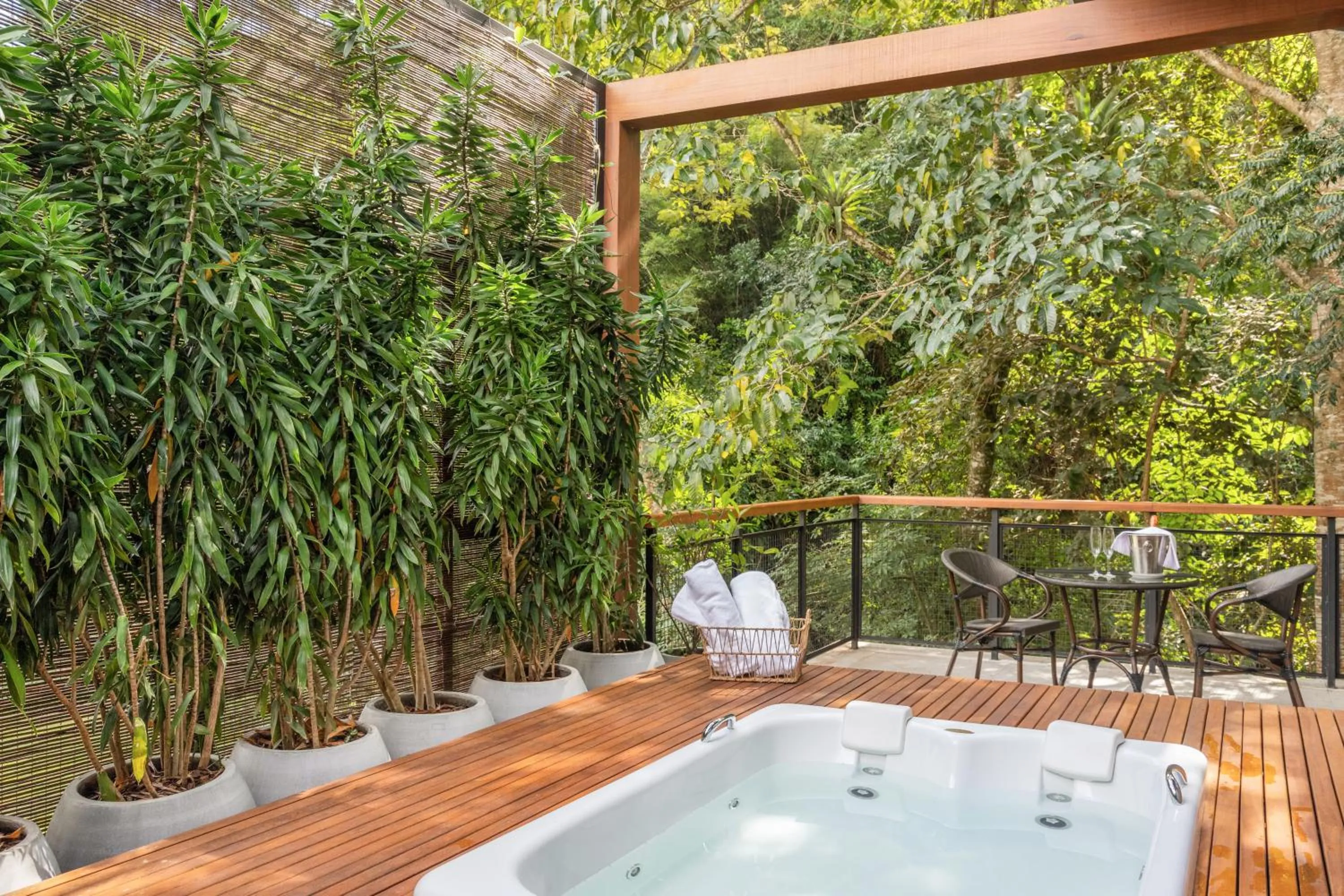 Hot Tub in Casa Marambaia Hotel