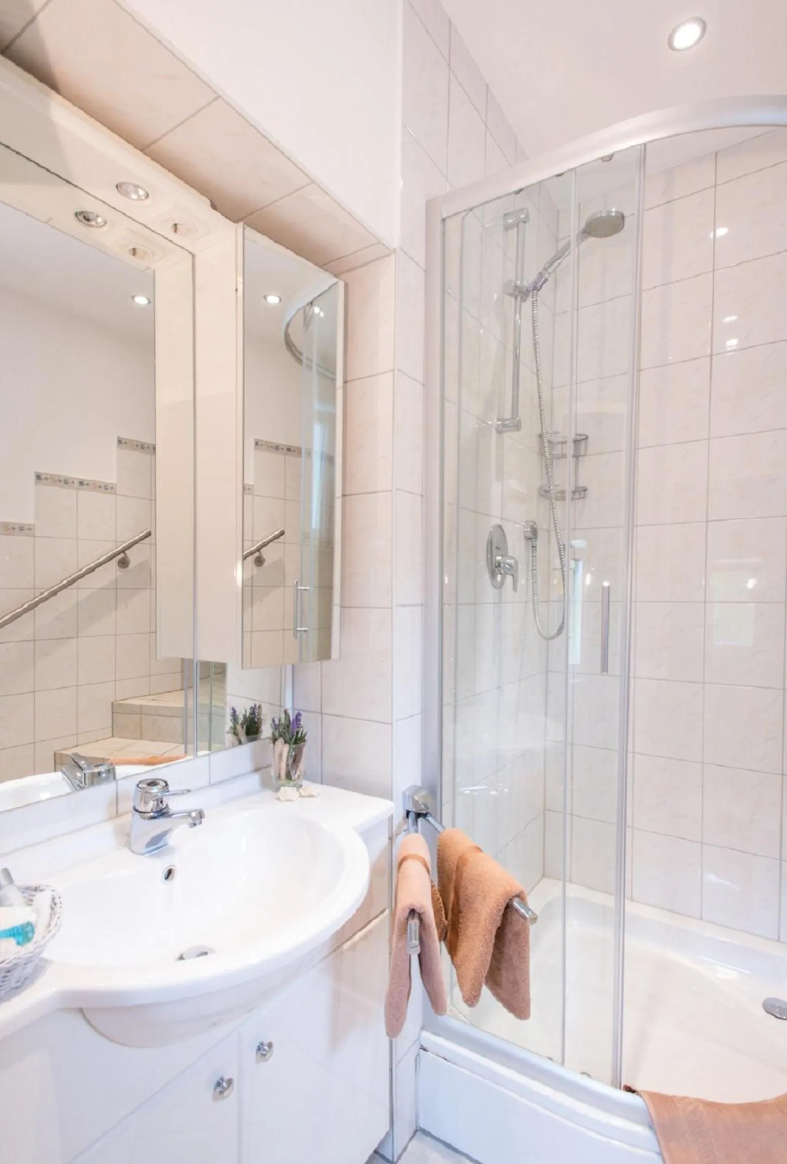 Shower in Hotel Alpspitz B&B