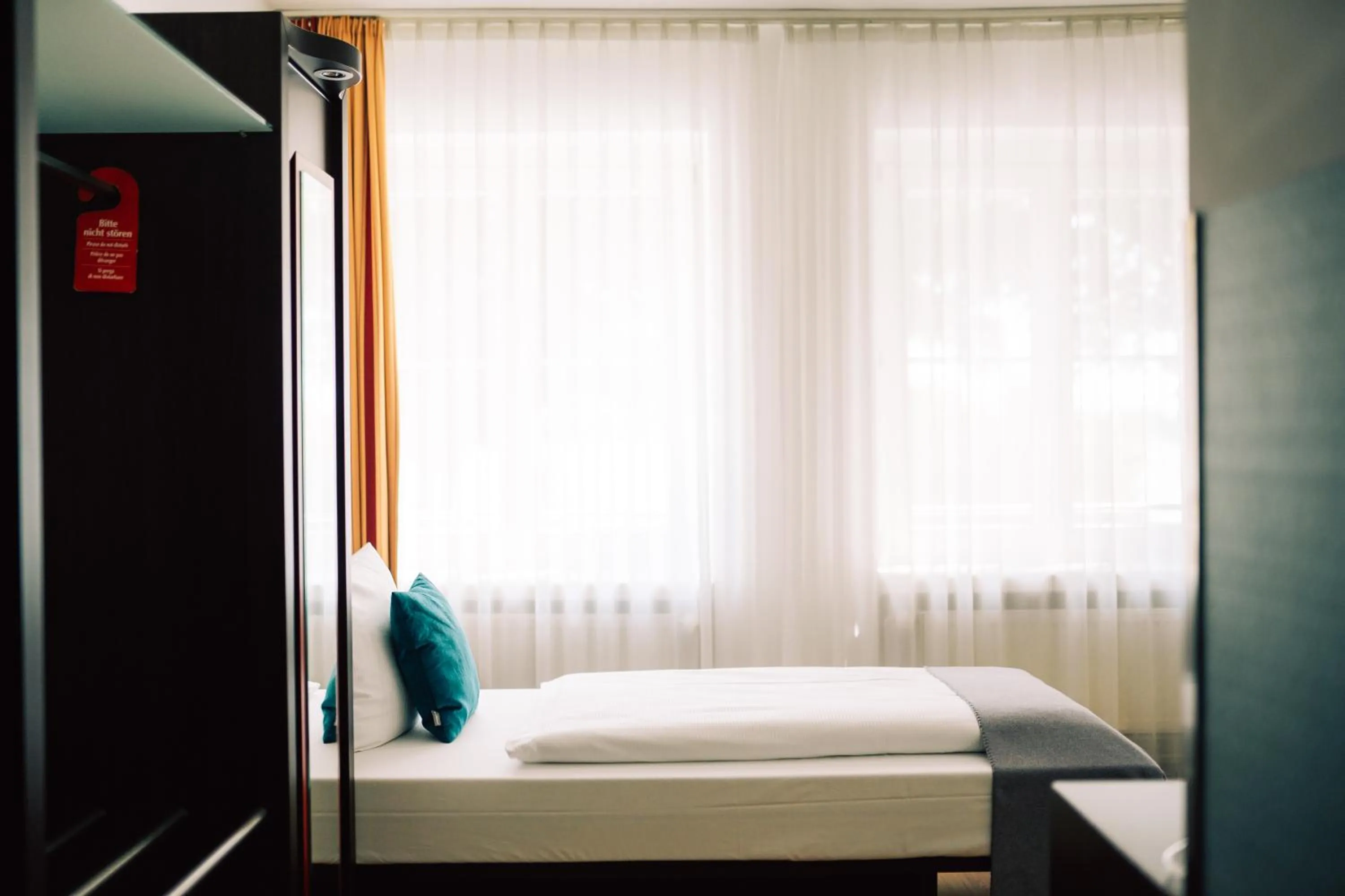 Bedroom, Bed in DämeritzSeehotel