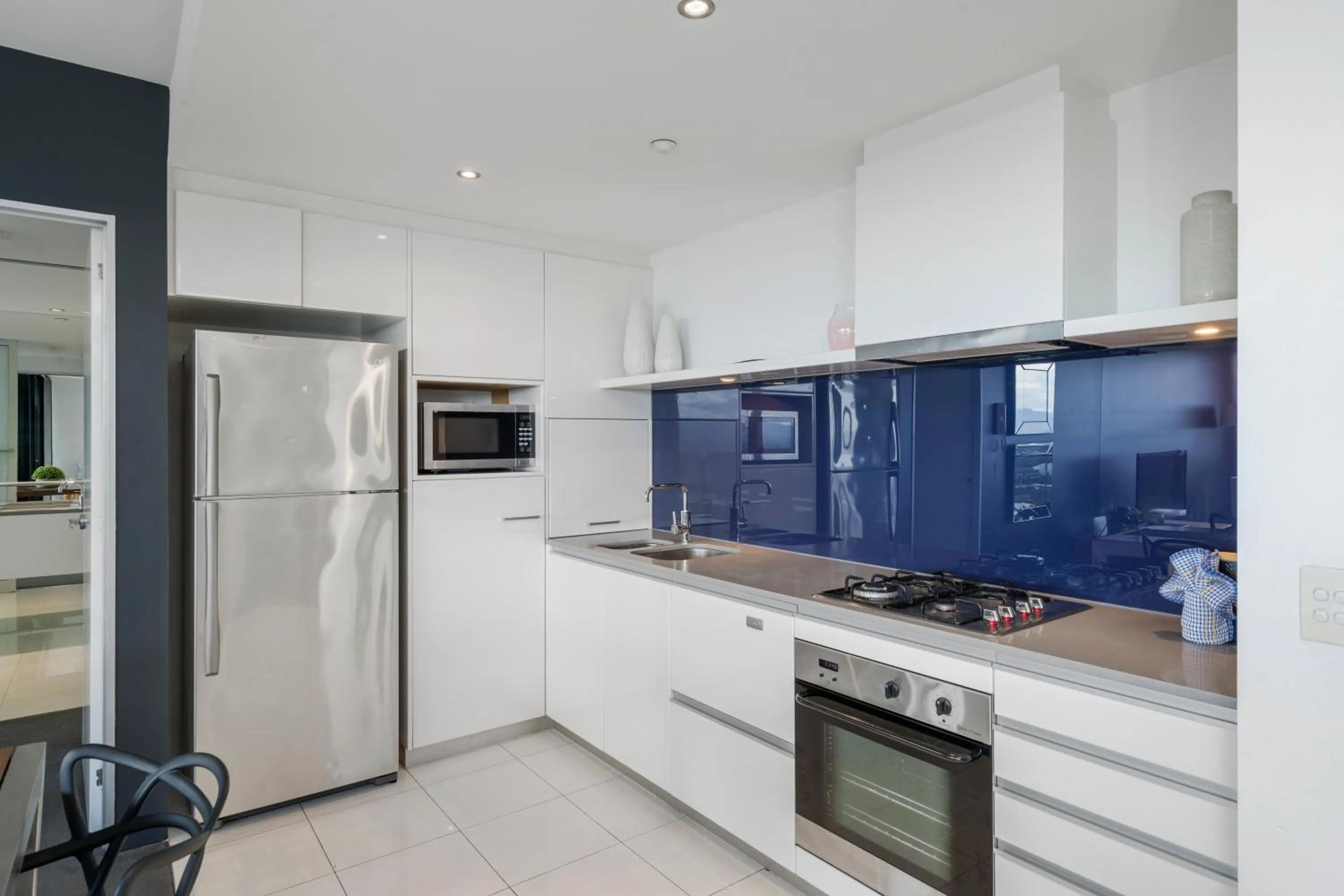 Coffee/tea facilities in Circle on Cavill - QStay