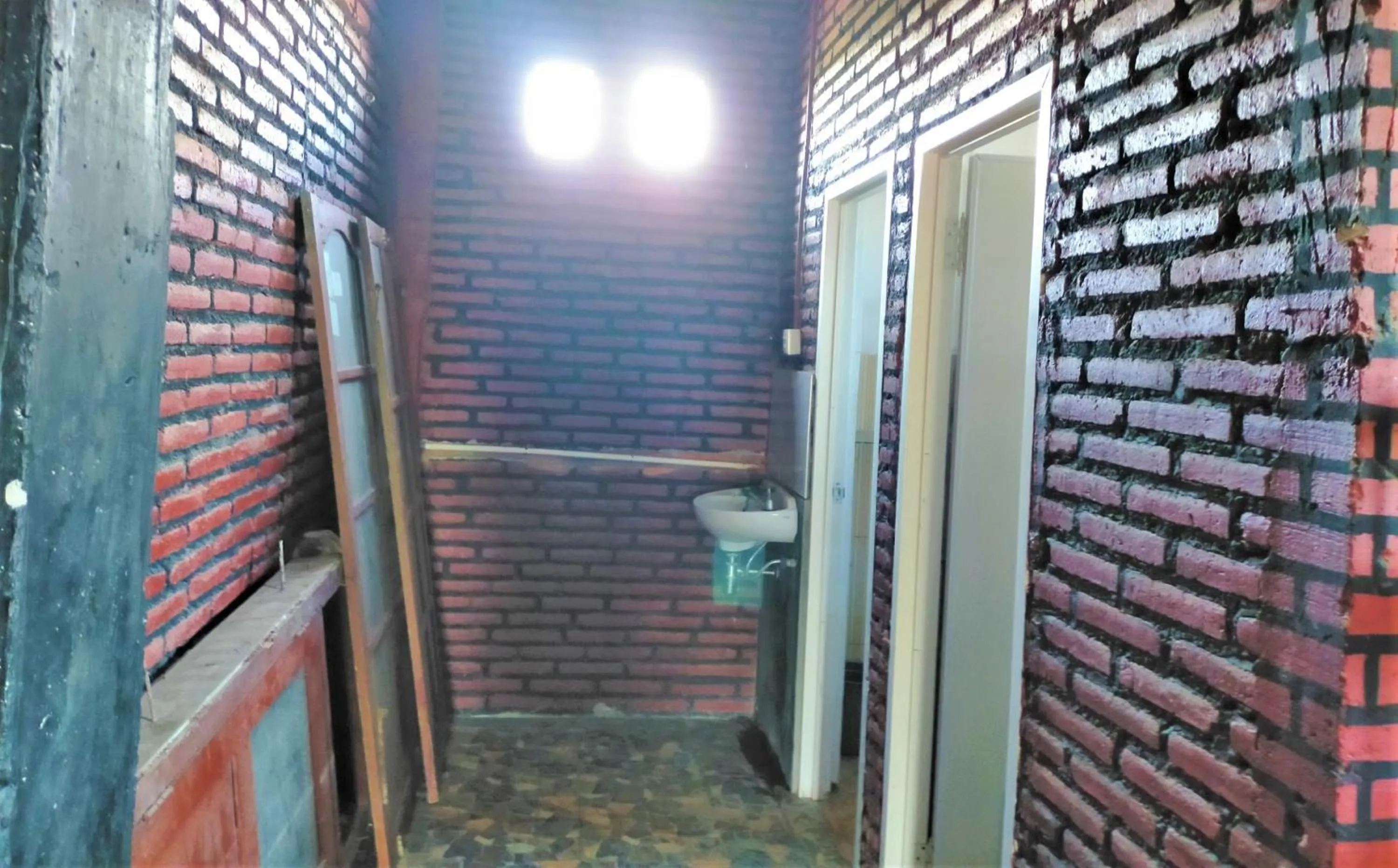 Bathroom in Kendang Kempul Hostel