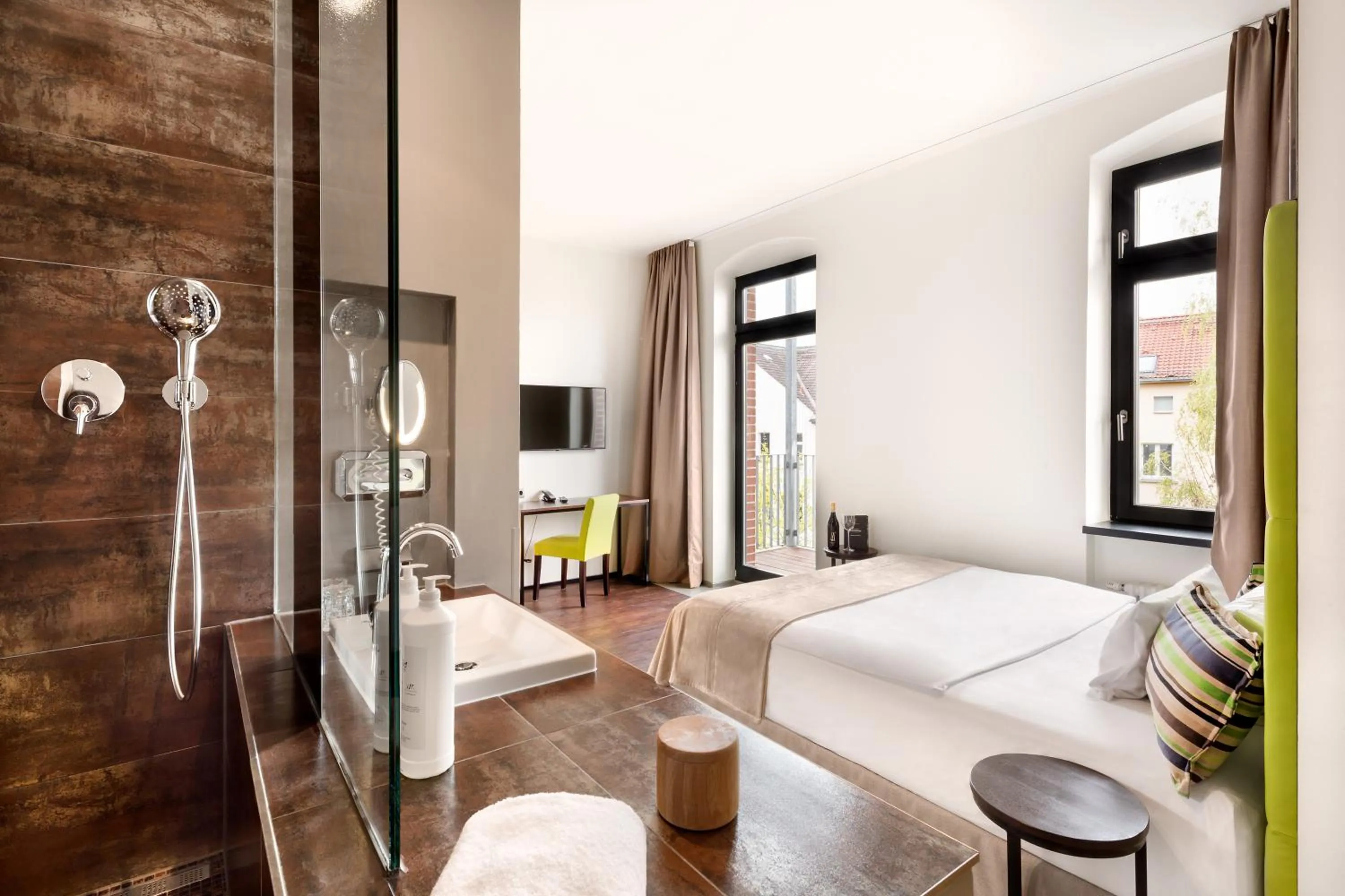 Photo of the whole room, Bed in Lux 11 Berlin-Mitte