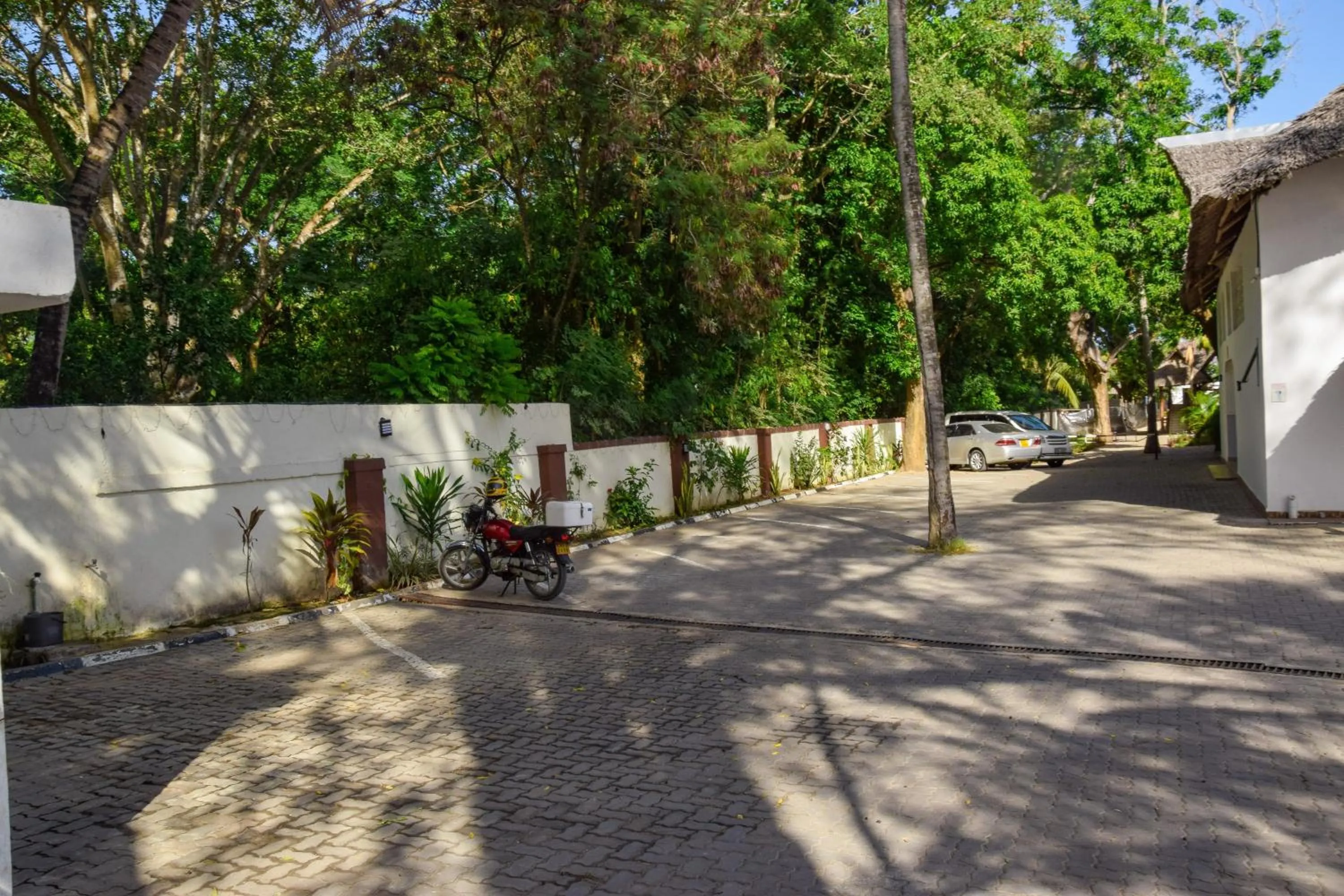 Parking in Sheratton Beach Villagio