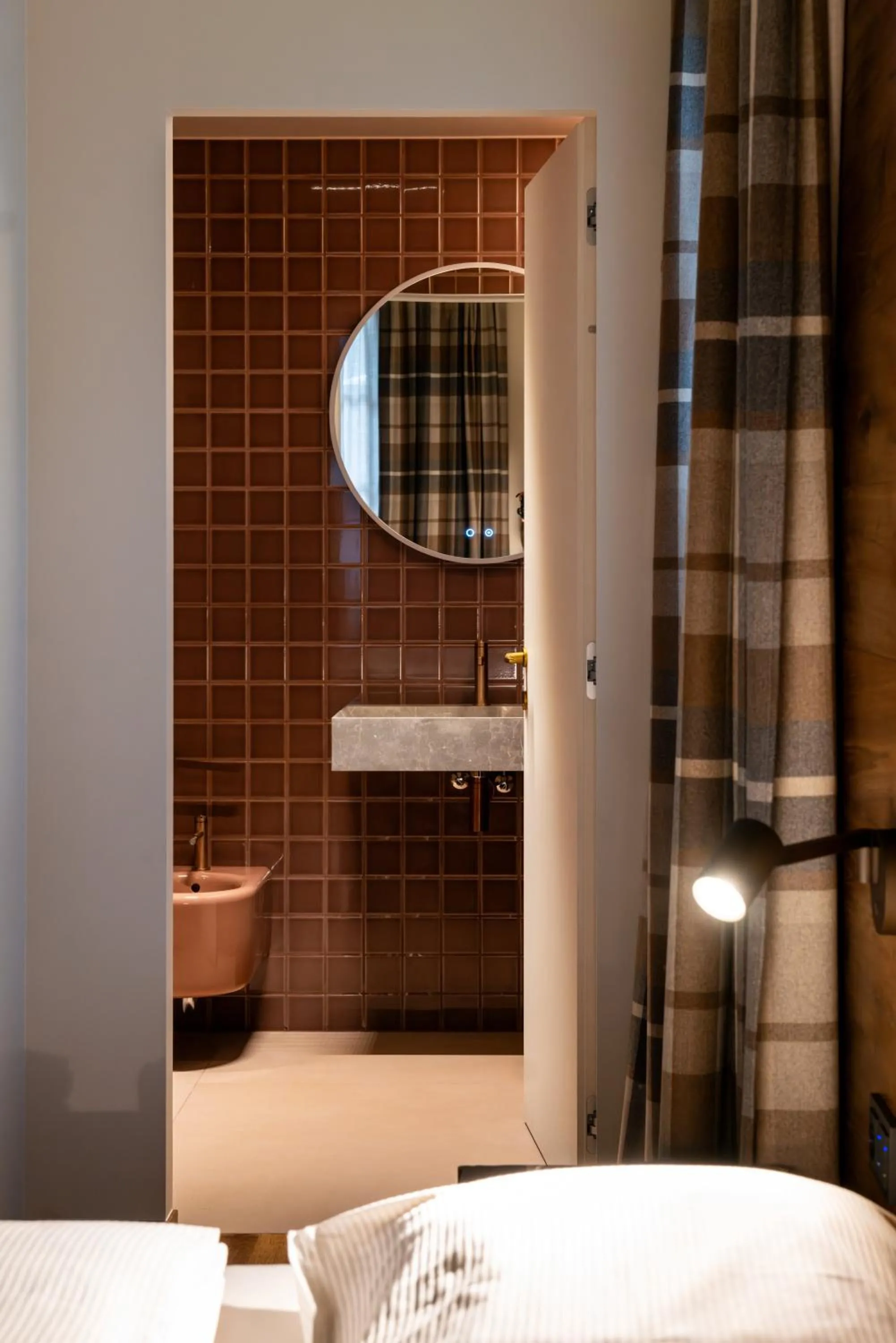 Bathroom, Bed in Chalet Corvara