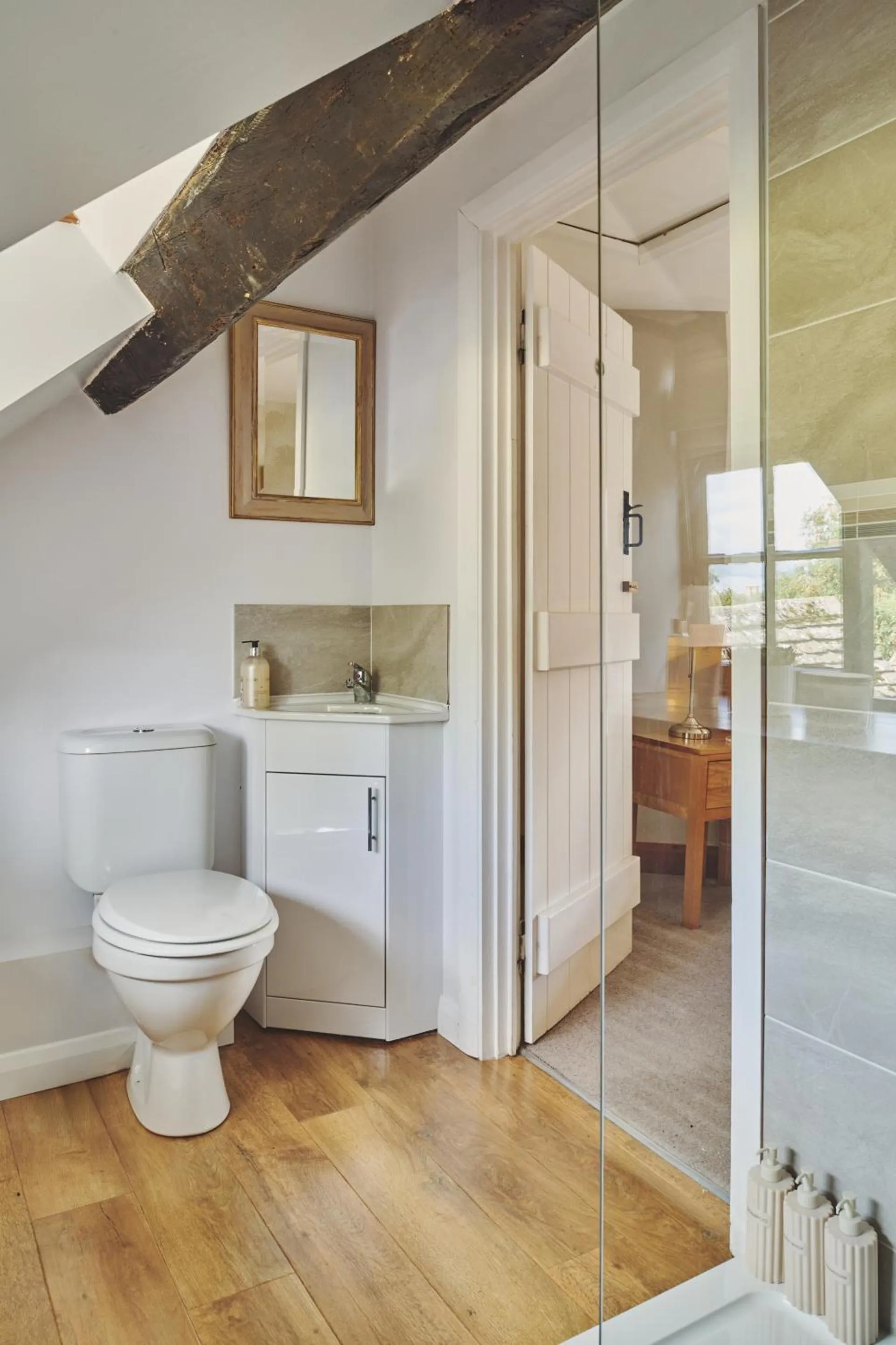 Bathroom in Coniston House - Eco Hot Tub