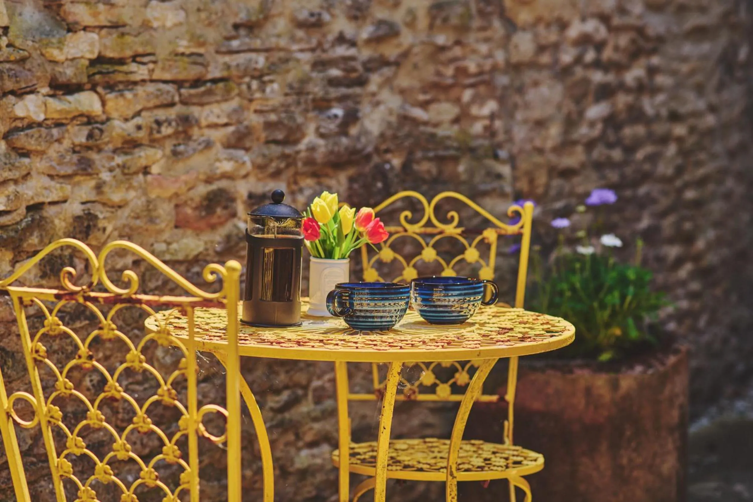 Garden in Coniston House - Eco Hot Tub