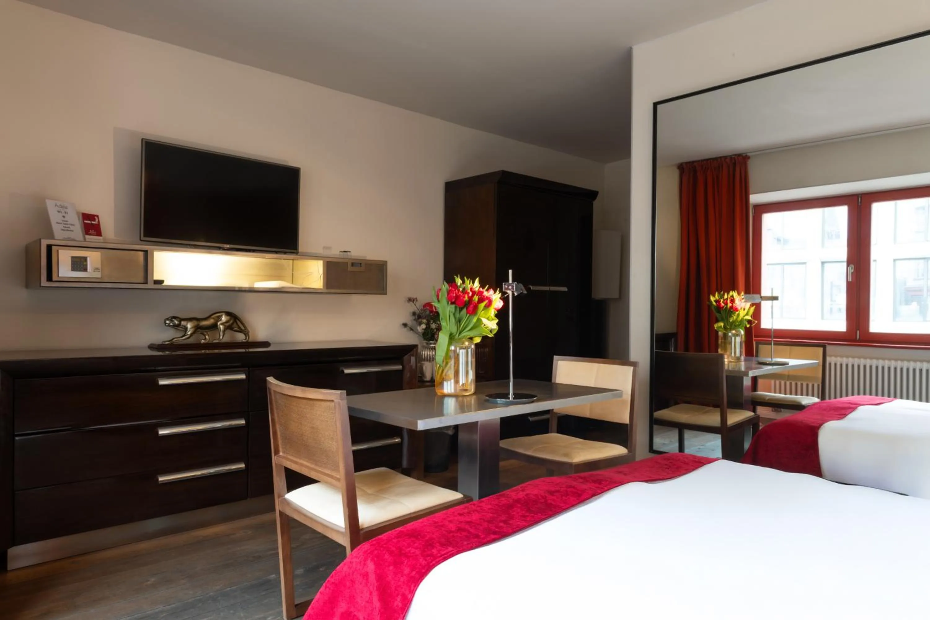 Bed in Hotel Adele am Alex