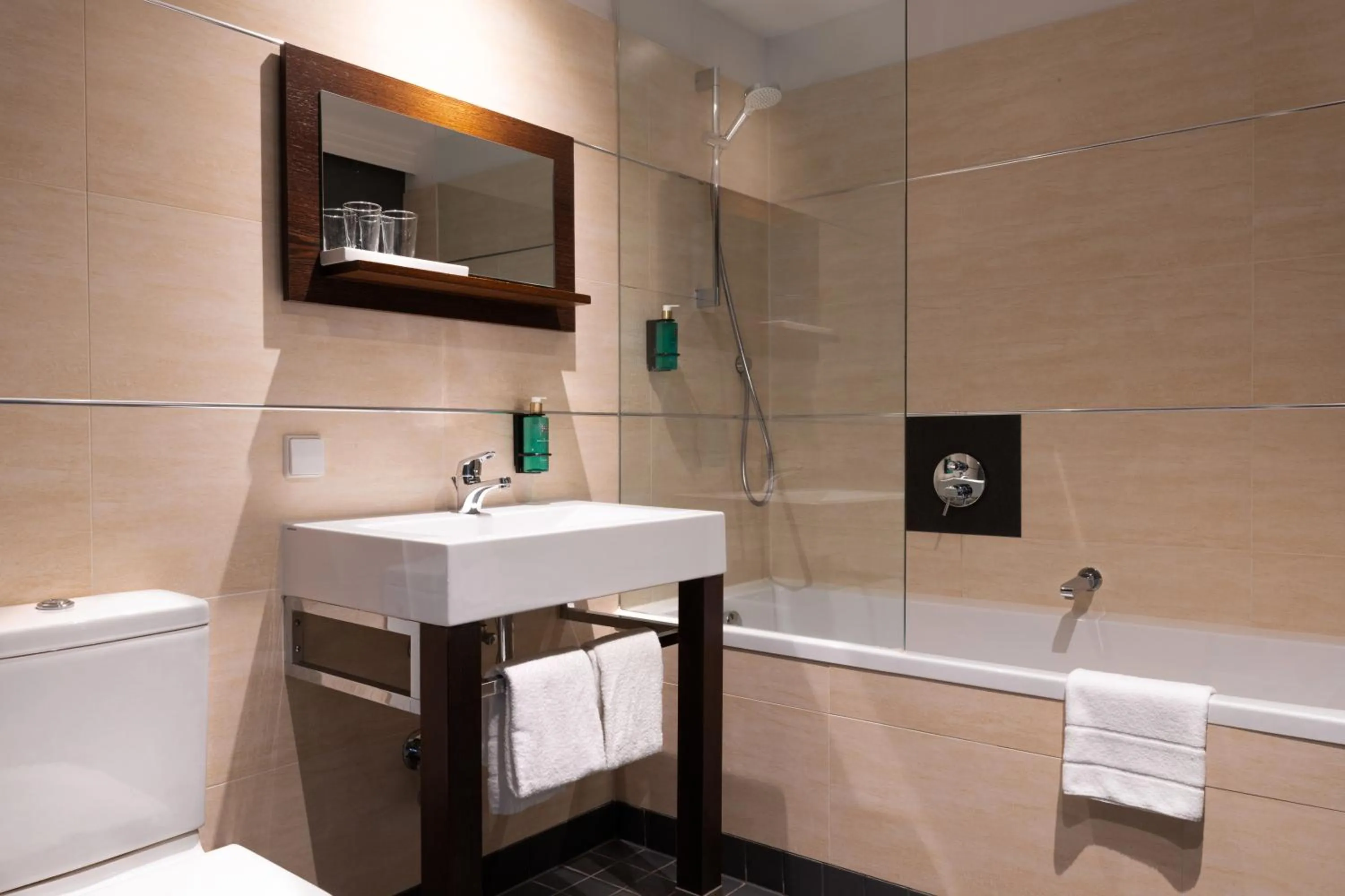 Shower in Hotel Adele am Alex