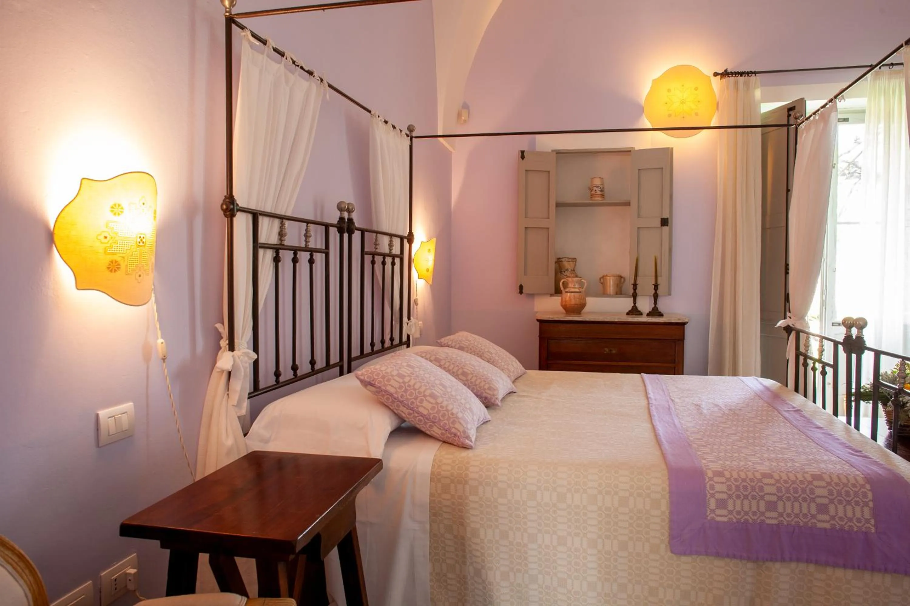 Photo of the whole room, Bed in Naturalis Bio Resort