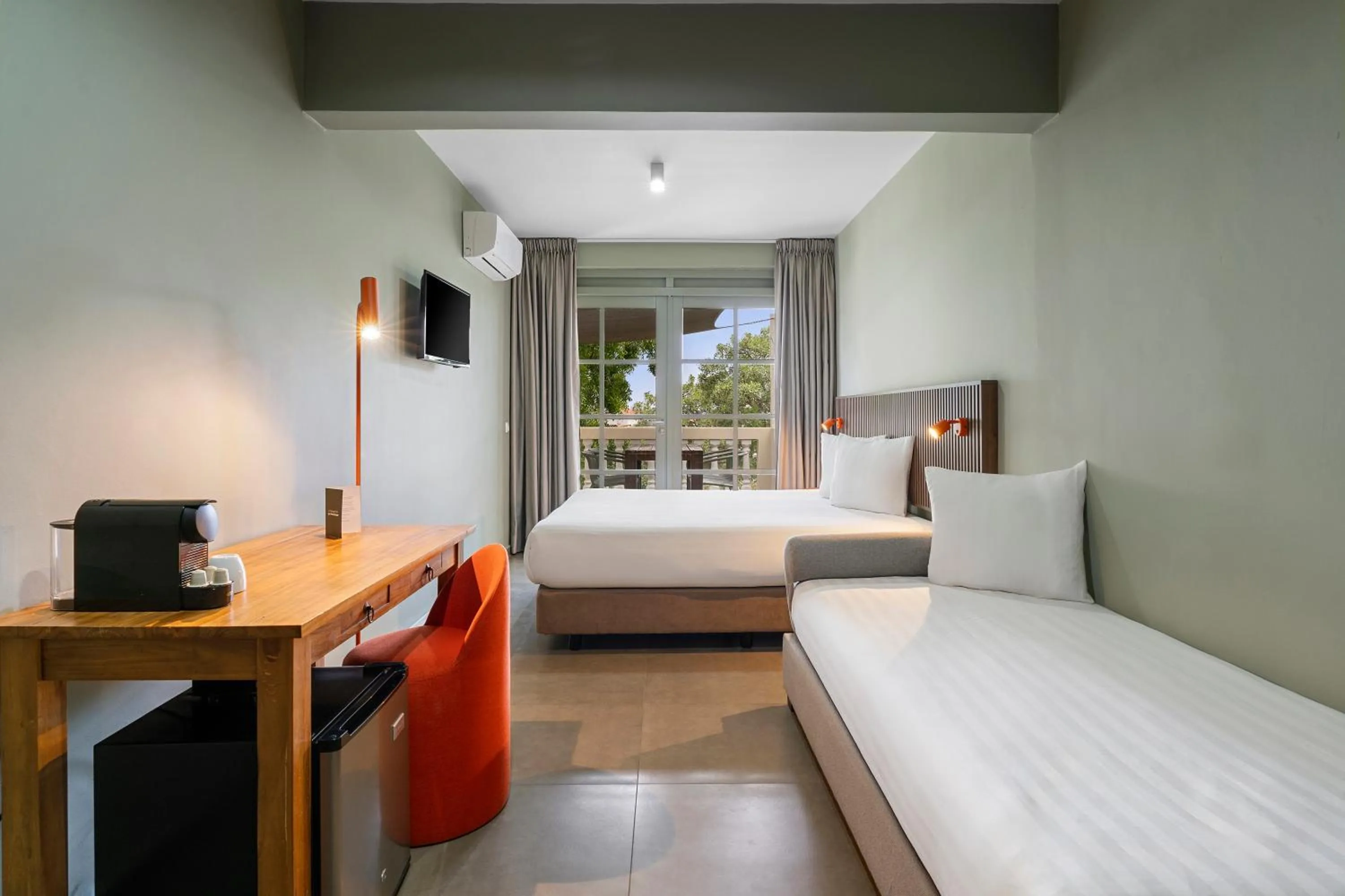 Bedroom, Bed in Livingstone Jan Thiel Resort