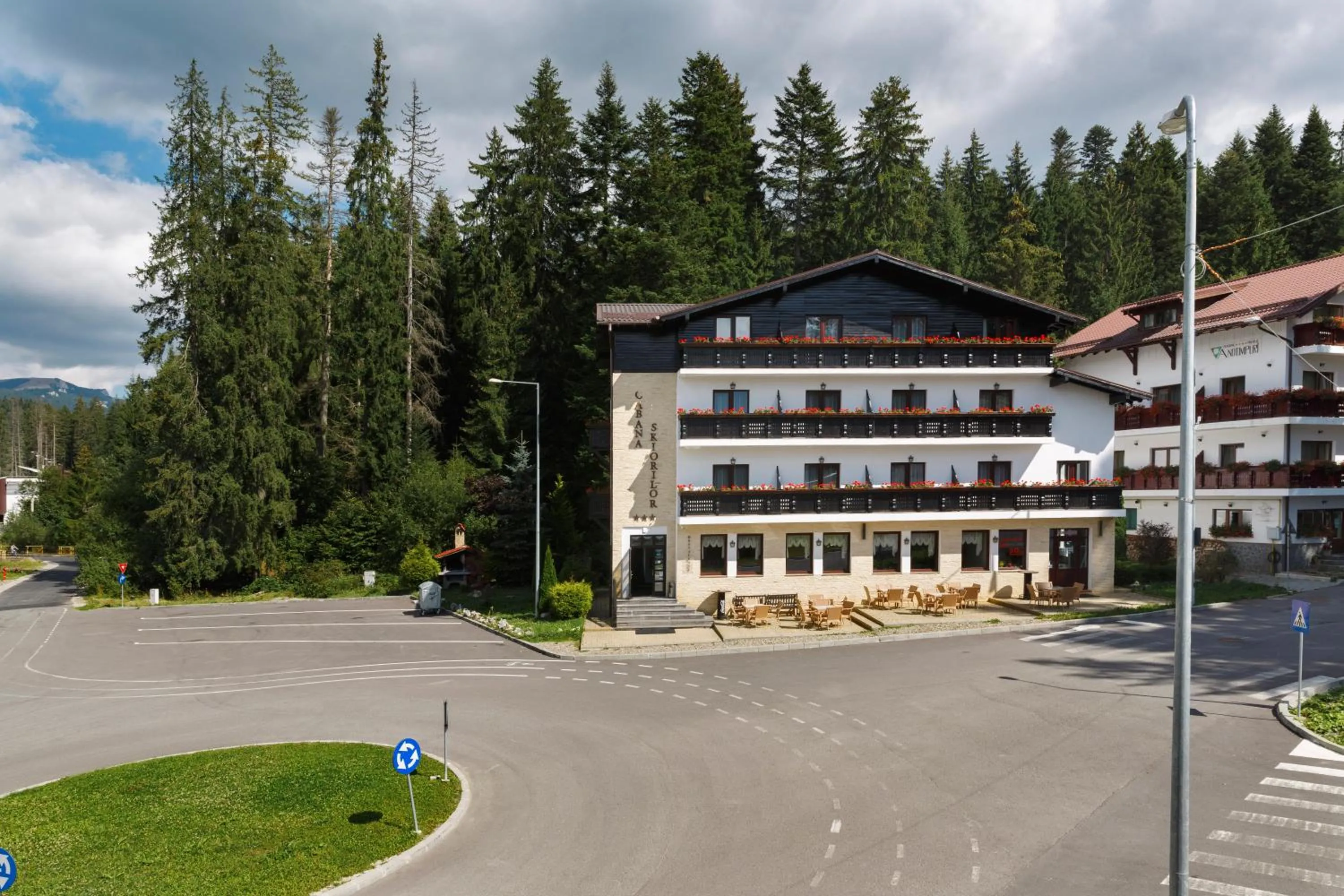 Manor Ski Hotel