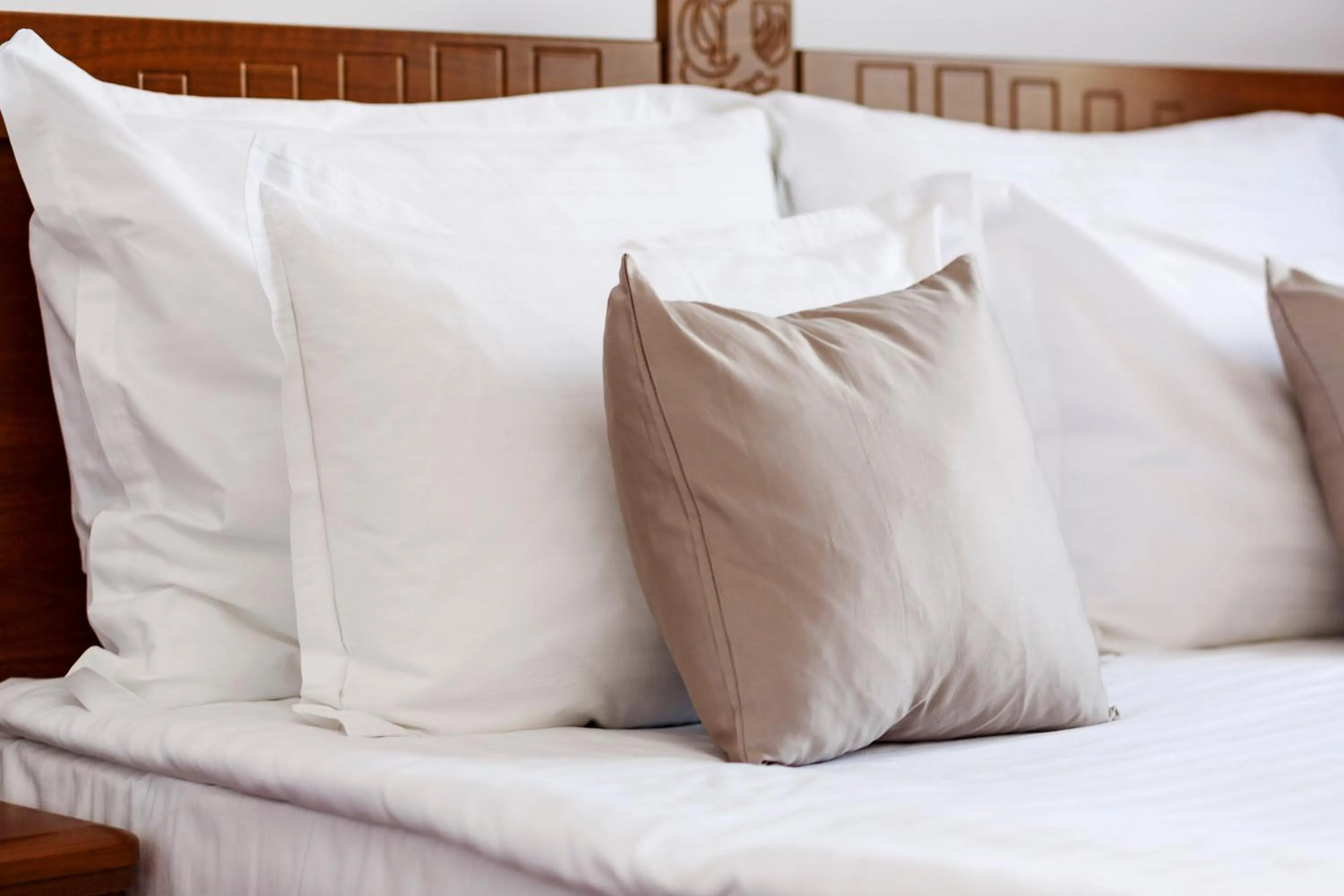 Bed in Manor Ski Hotel