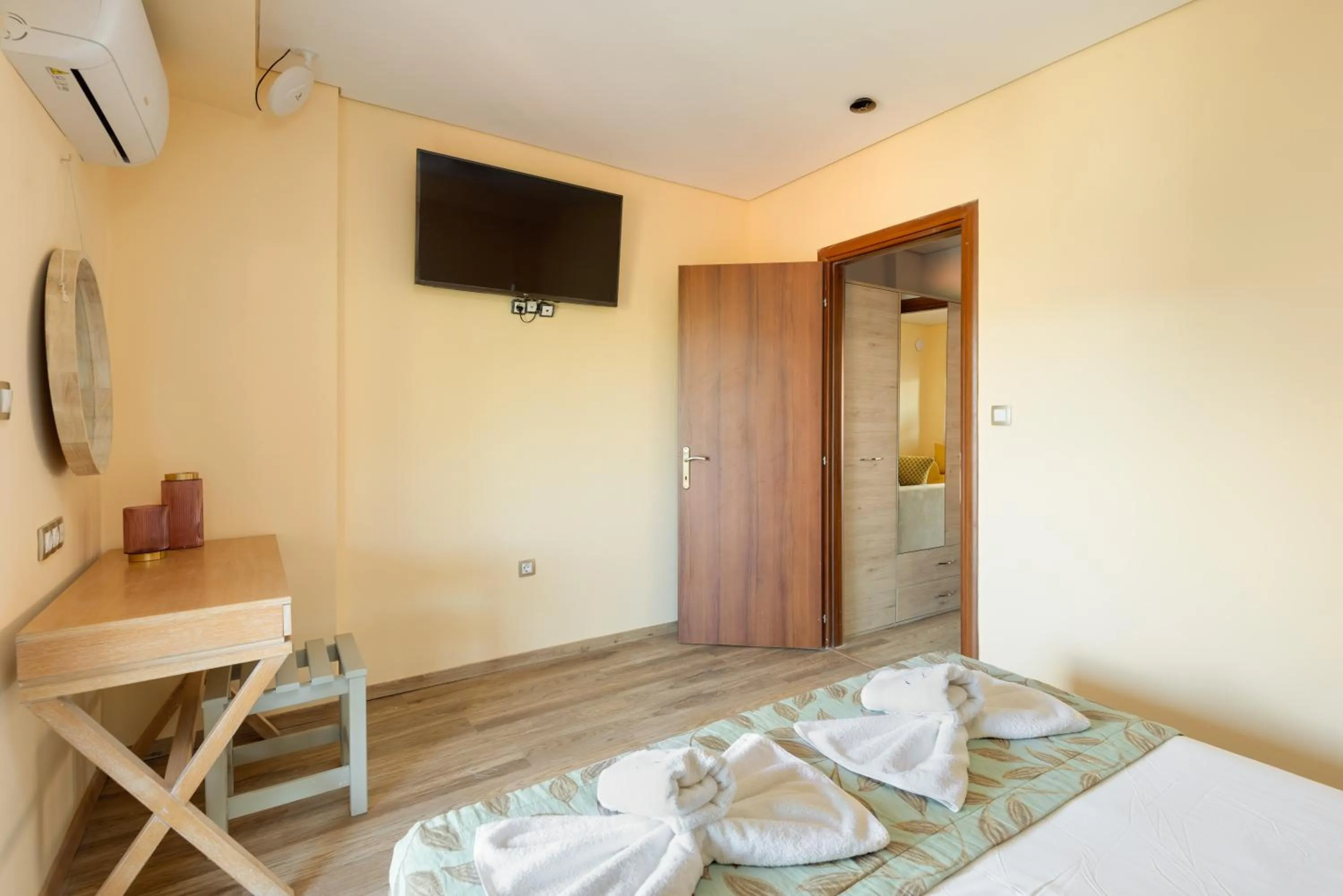 Bed in Regos Resort Hotel