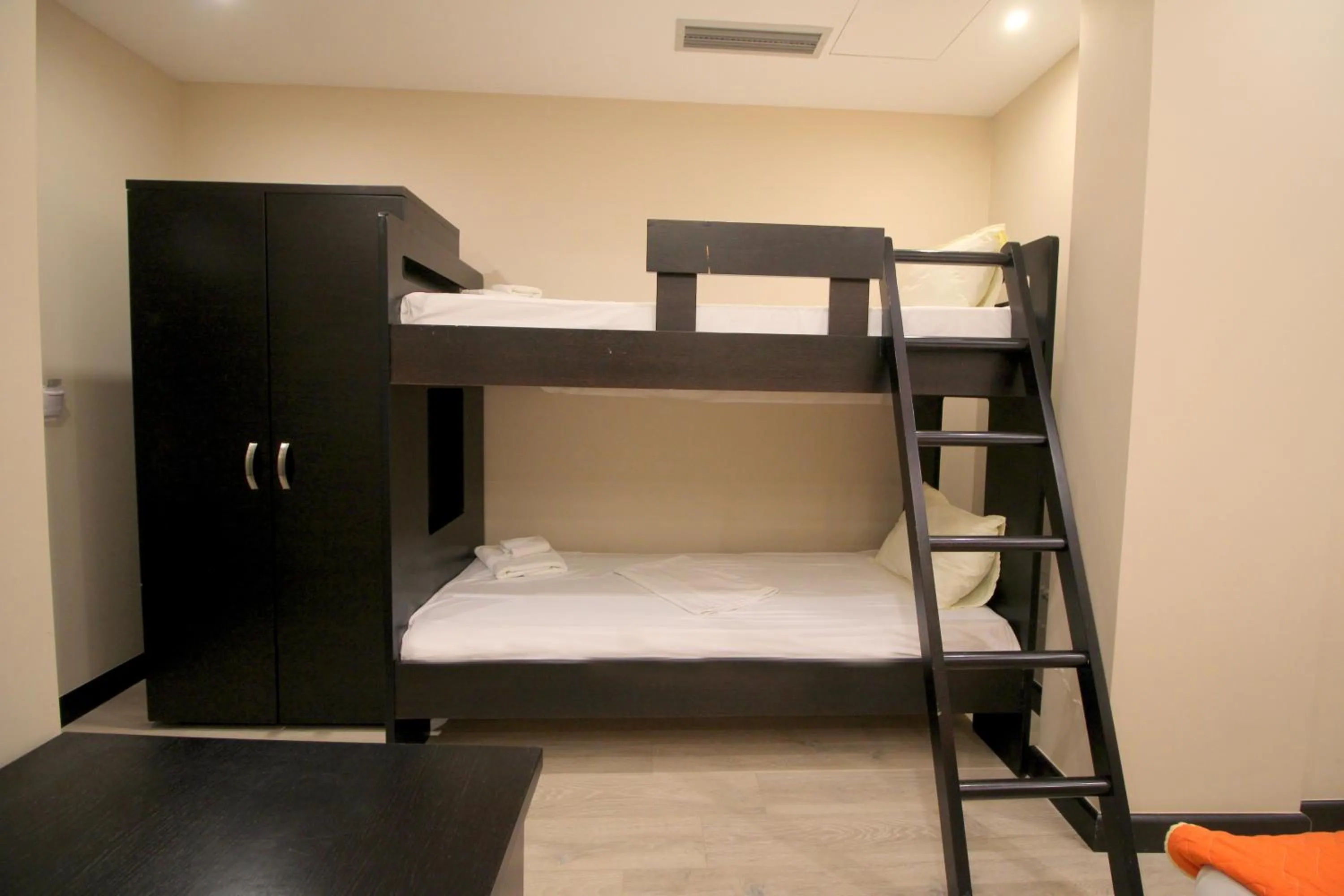 bunk bed in Hotel Strora