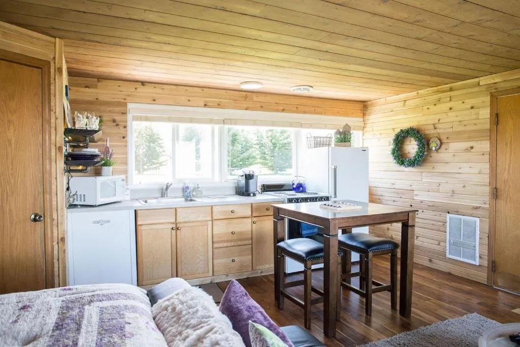 Dungeness Bay Cottages