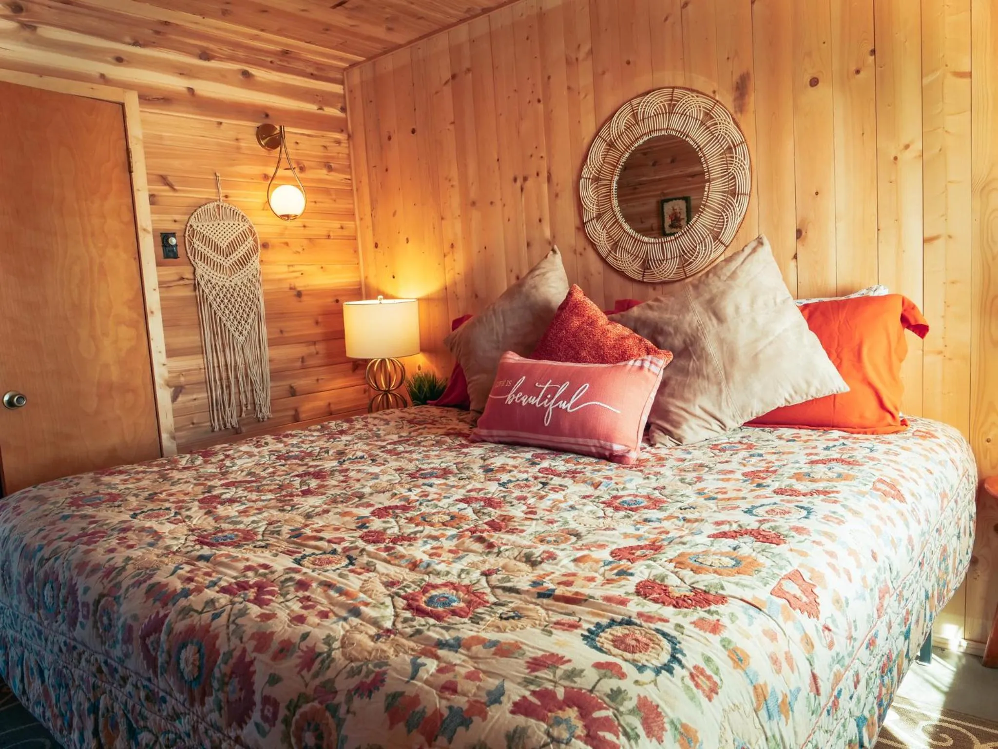 Bed in Dungeness Bay Cottages
