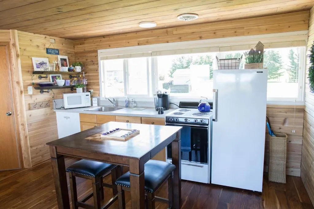 Dungeness Bay Cottages