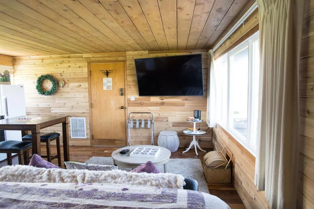 Bed in Dungeness Bay Cottages