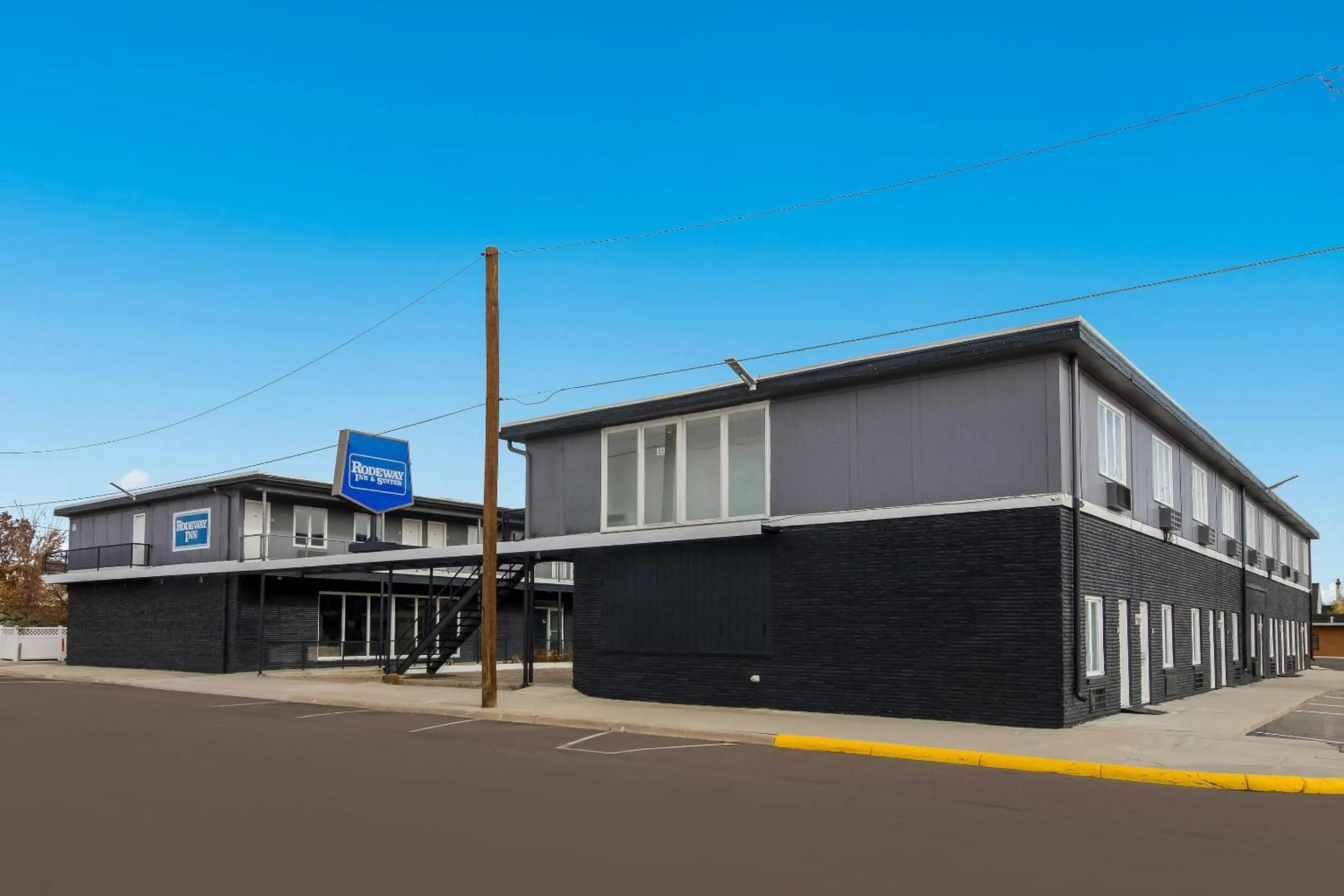 Property building in Rodeway Inn & Suites Sidney Historic Downtown I-80