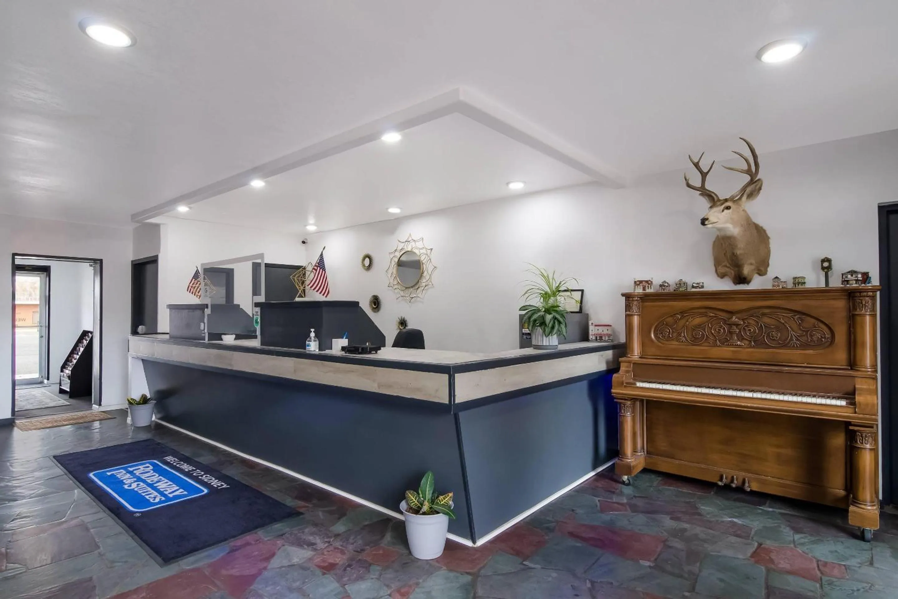 Lobby or reception in Rodeway Inn & Suites Sidney Historic Downtown I-80