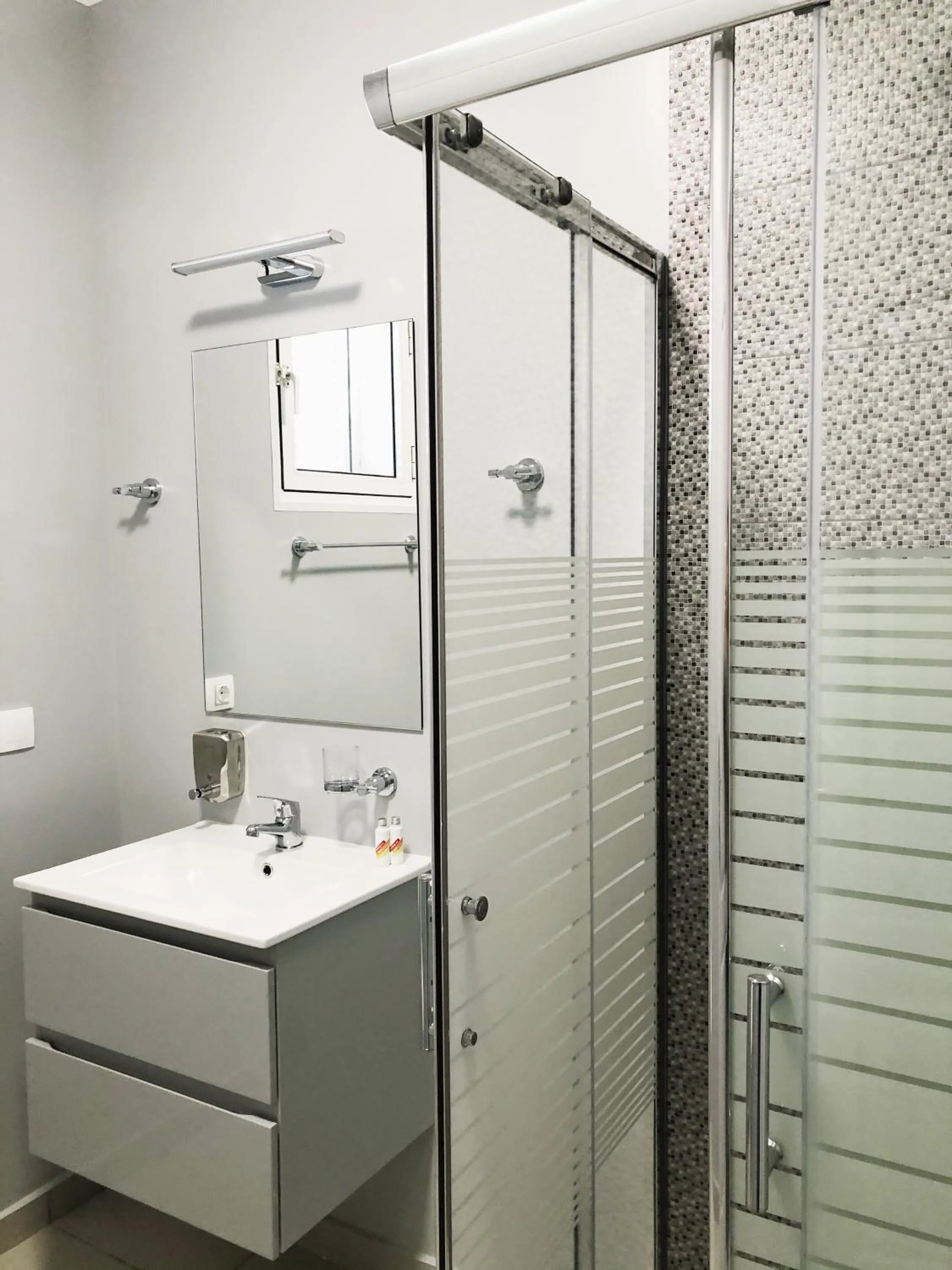 Shower in Villa 8 Islas