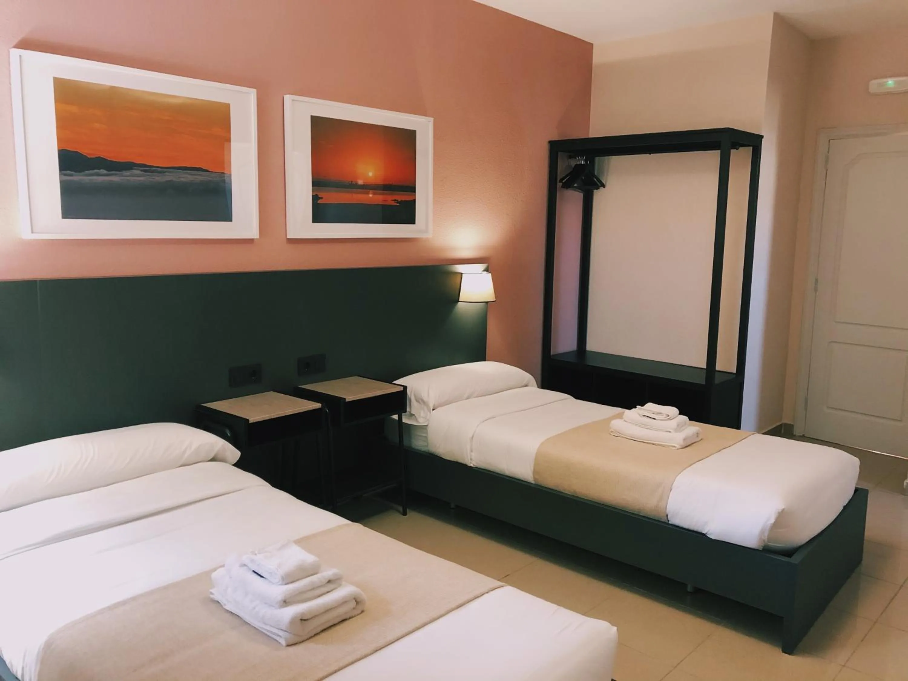 Photo of the whole room, Bed in Villa 8 Islas