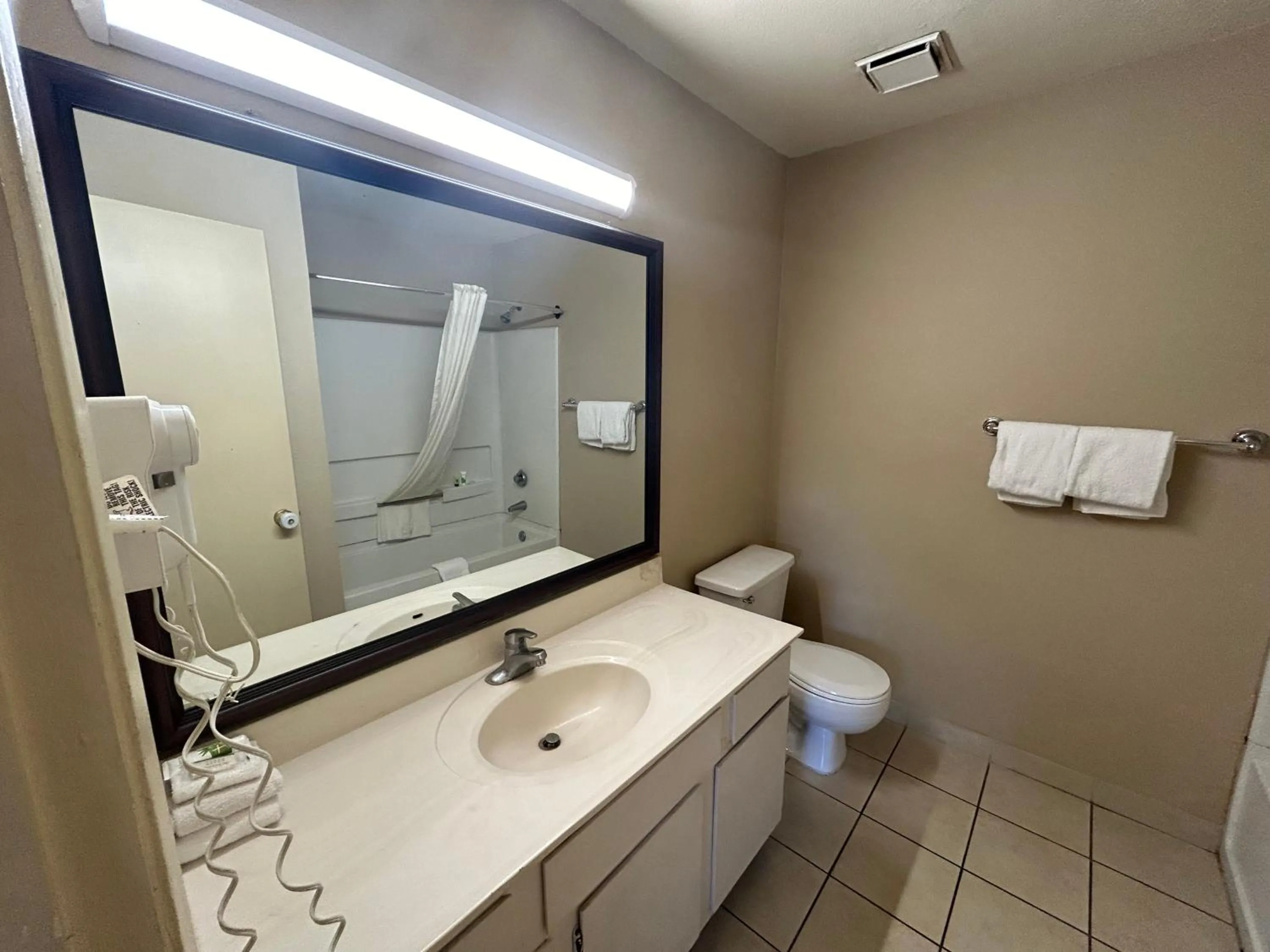 Bathroom in Motel 6 Tempe, AZ Elliot Road