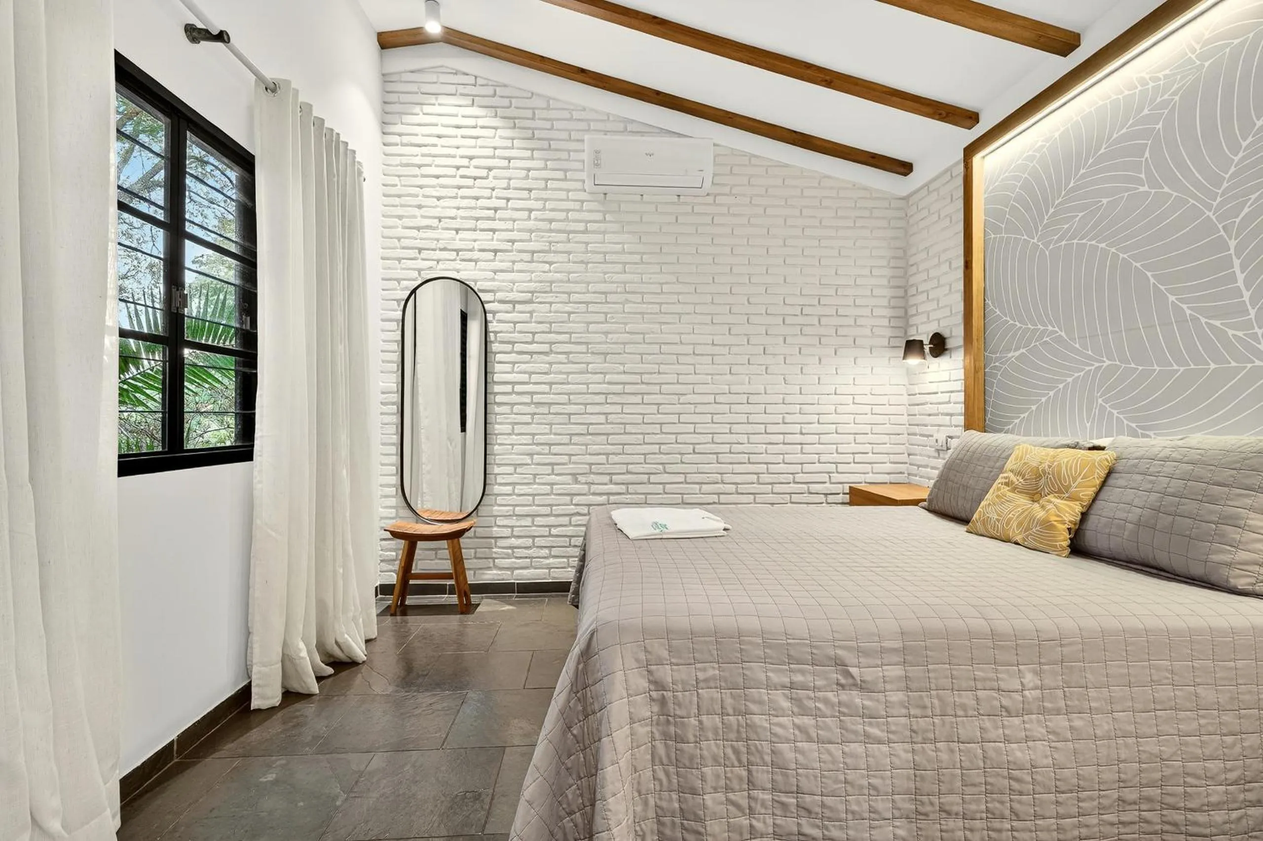 Bedroom, Bed in Grinbergs Village Hotel