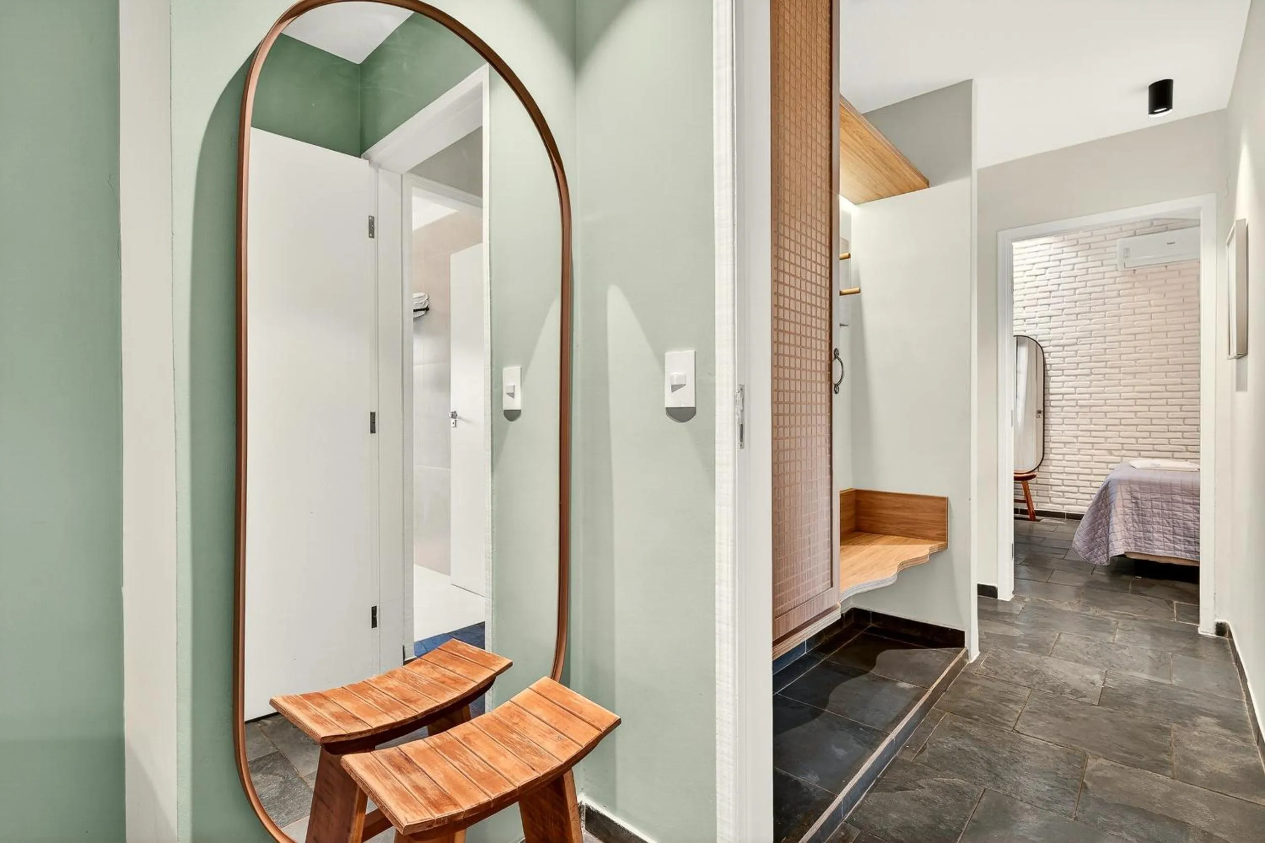 locker, Bed in Grinbergs Village Hotel