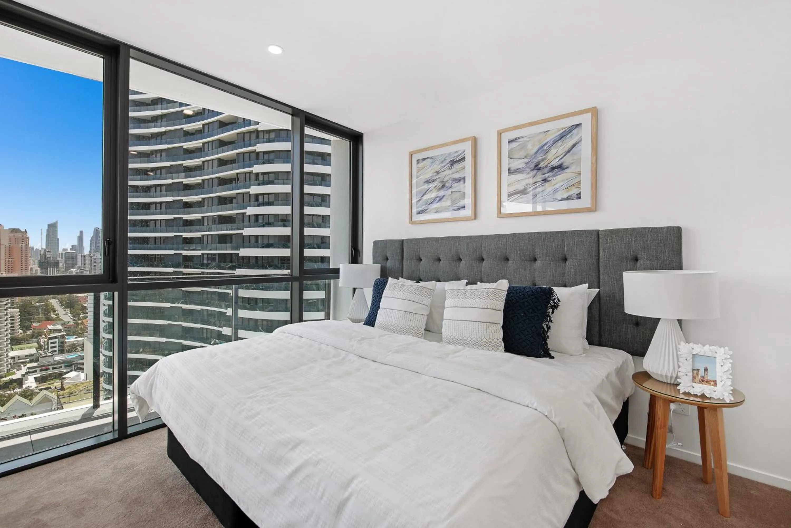 View (from property/room), Bed in Koko Broadbeach - Official