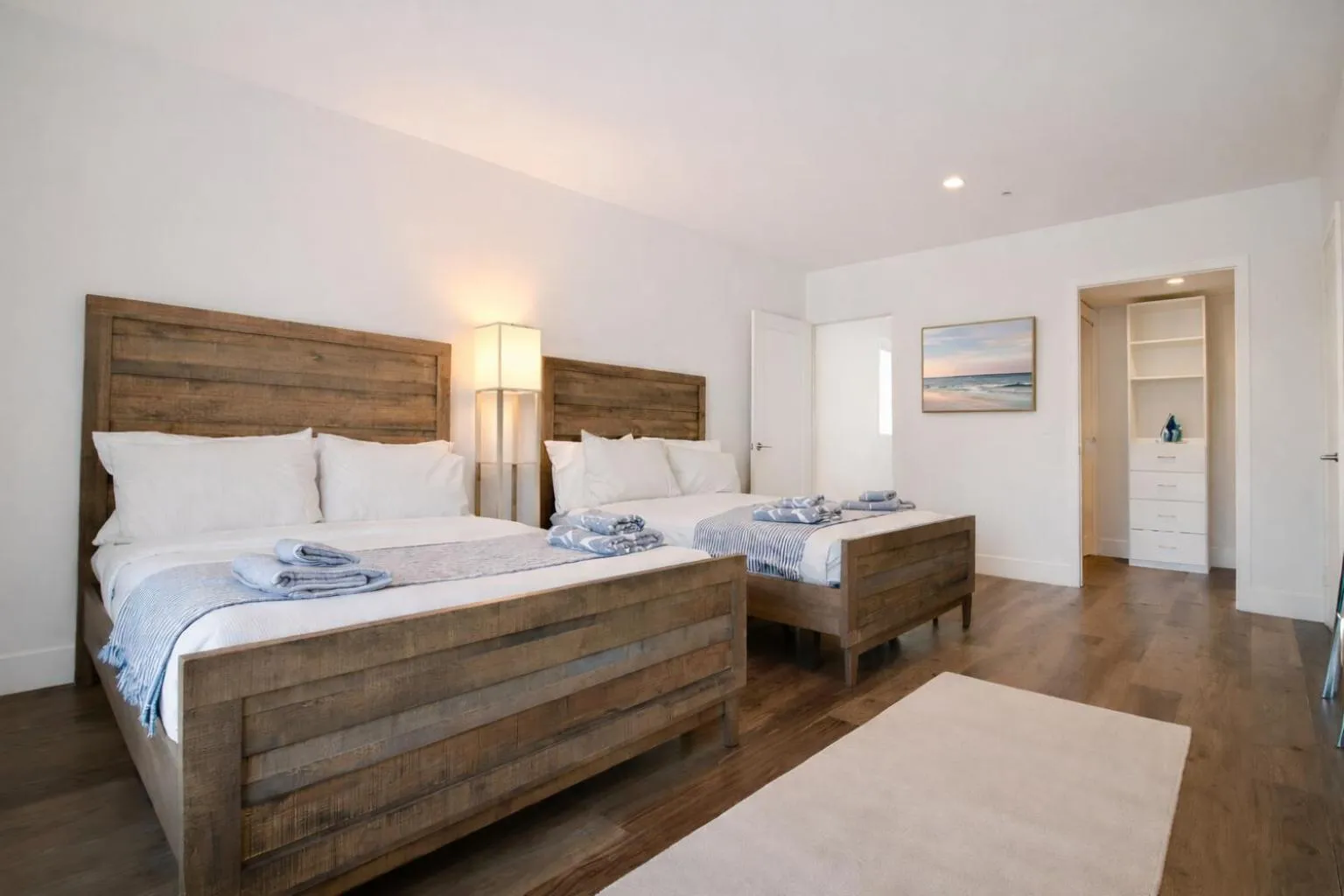 Bedroom, Bed in Premium City Suites - Free Secured Parking - Family Friendly