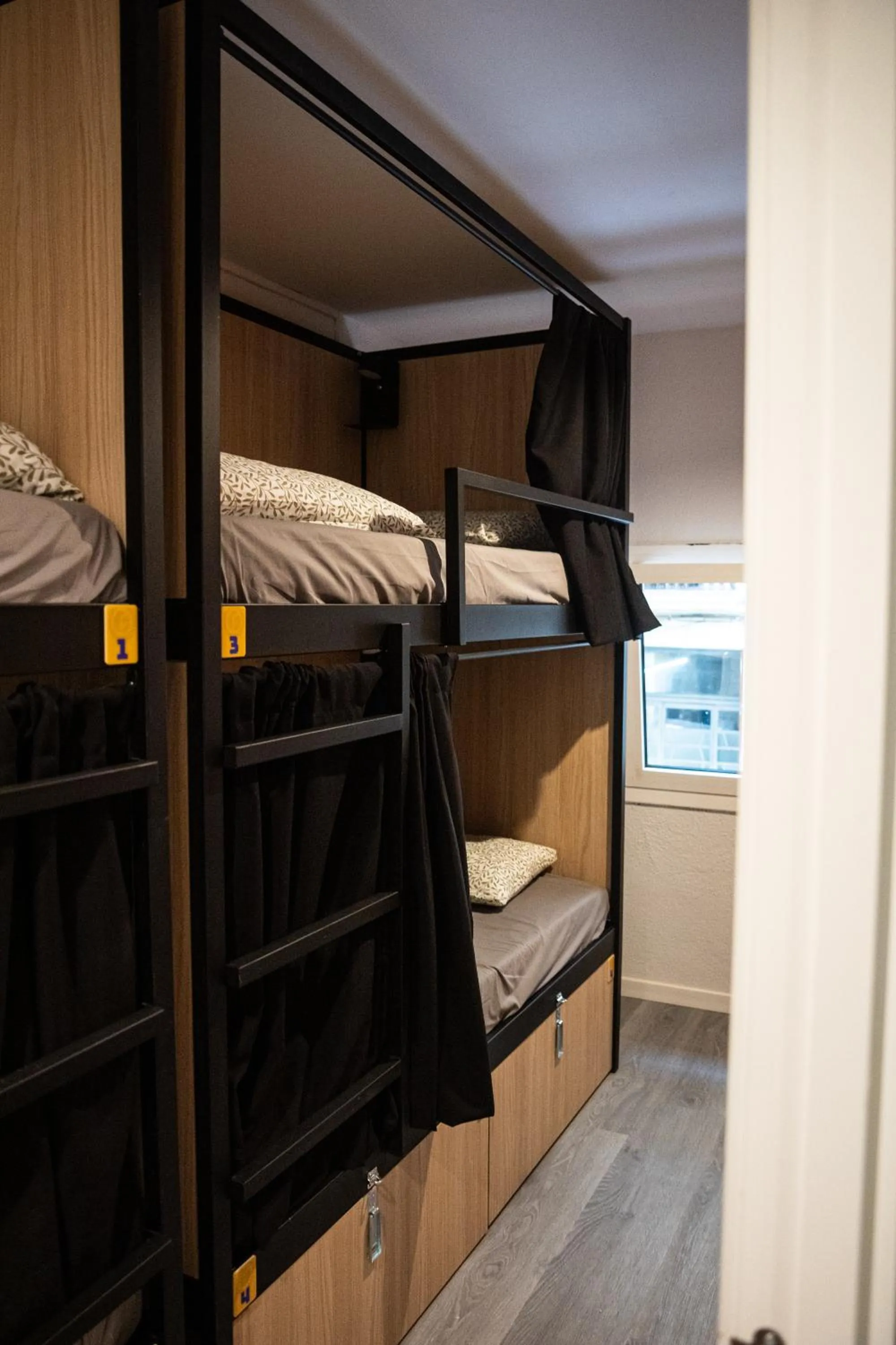 Bed in Onefam Paralelo