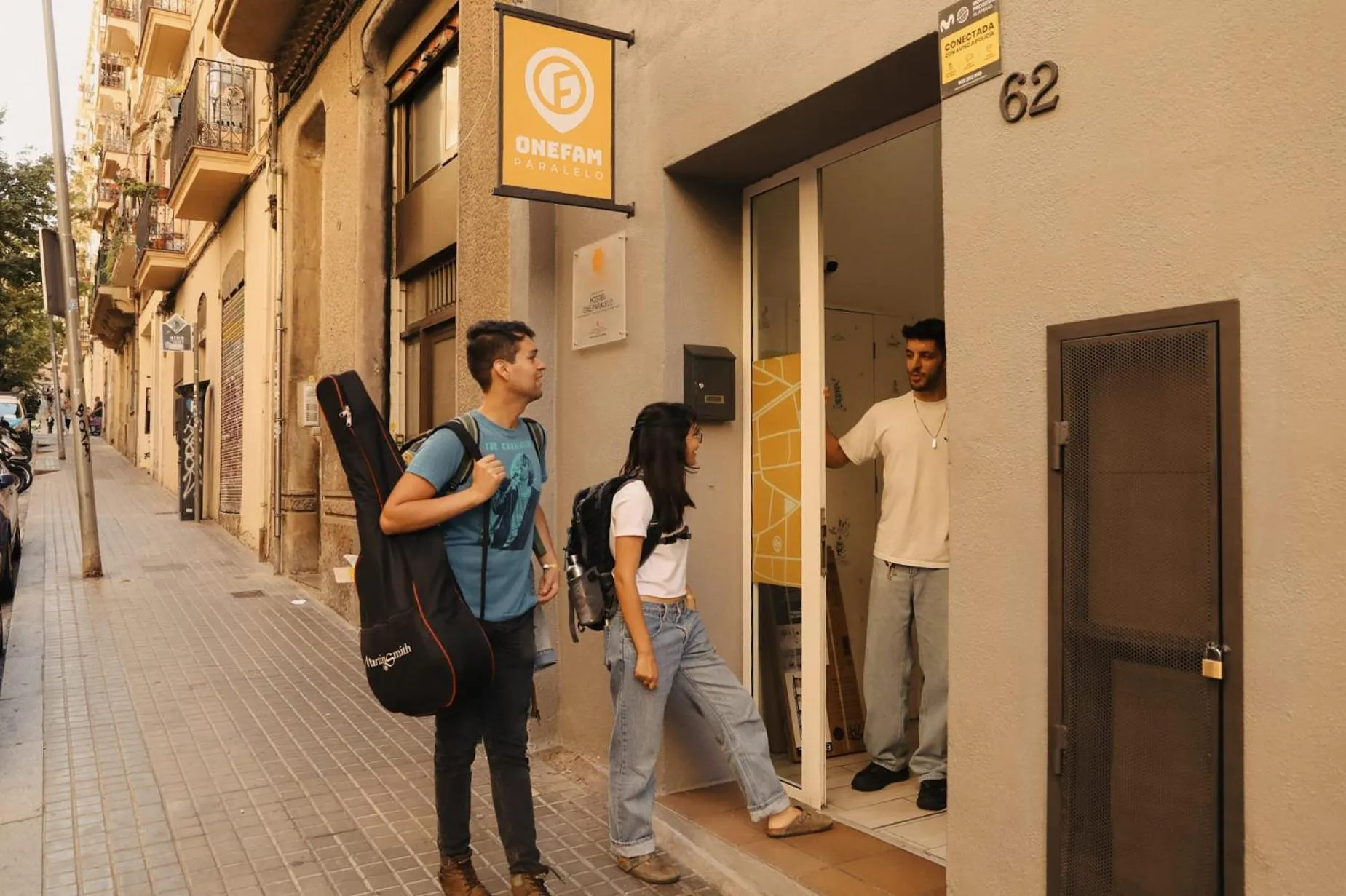 Facade/entrance in Onefam Paralelo