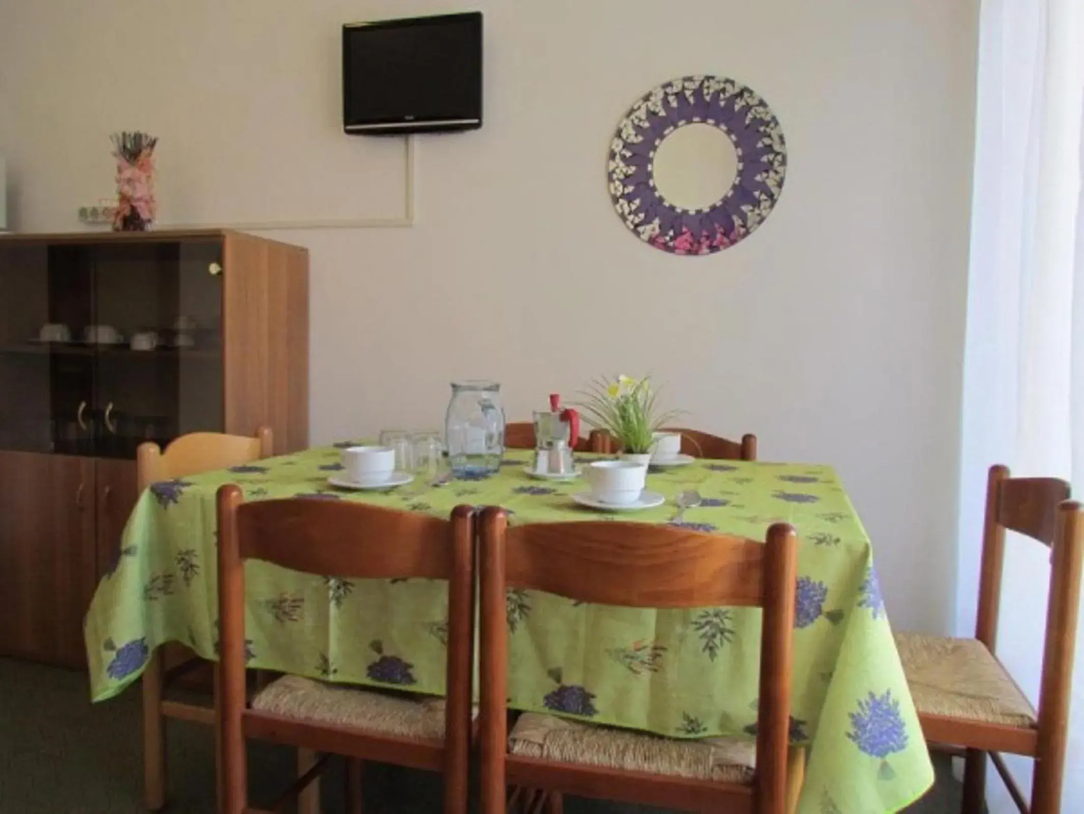 Stay near the beach and thermal area Stay near the beach and thermal area