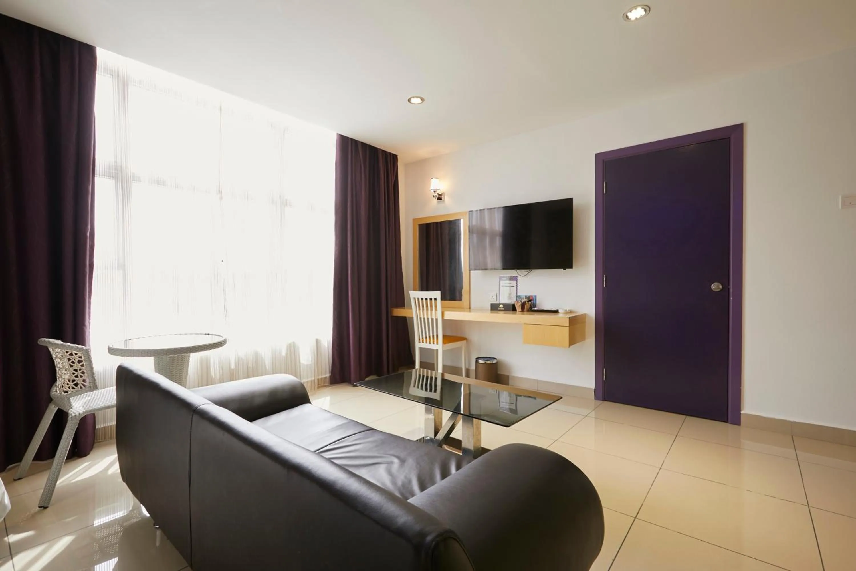 TV and multimedia in East Sun Hotel Sekinchan Self Check In