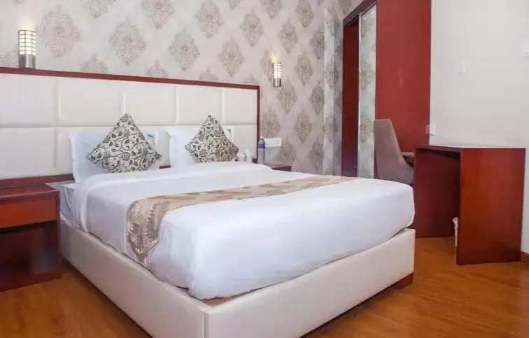 Bed in Hillcrest Metro