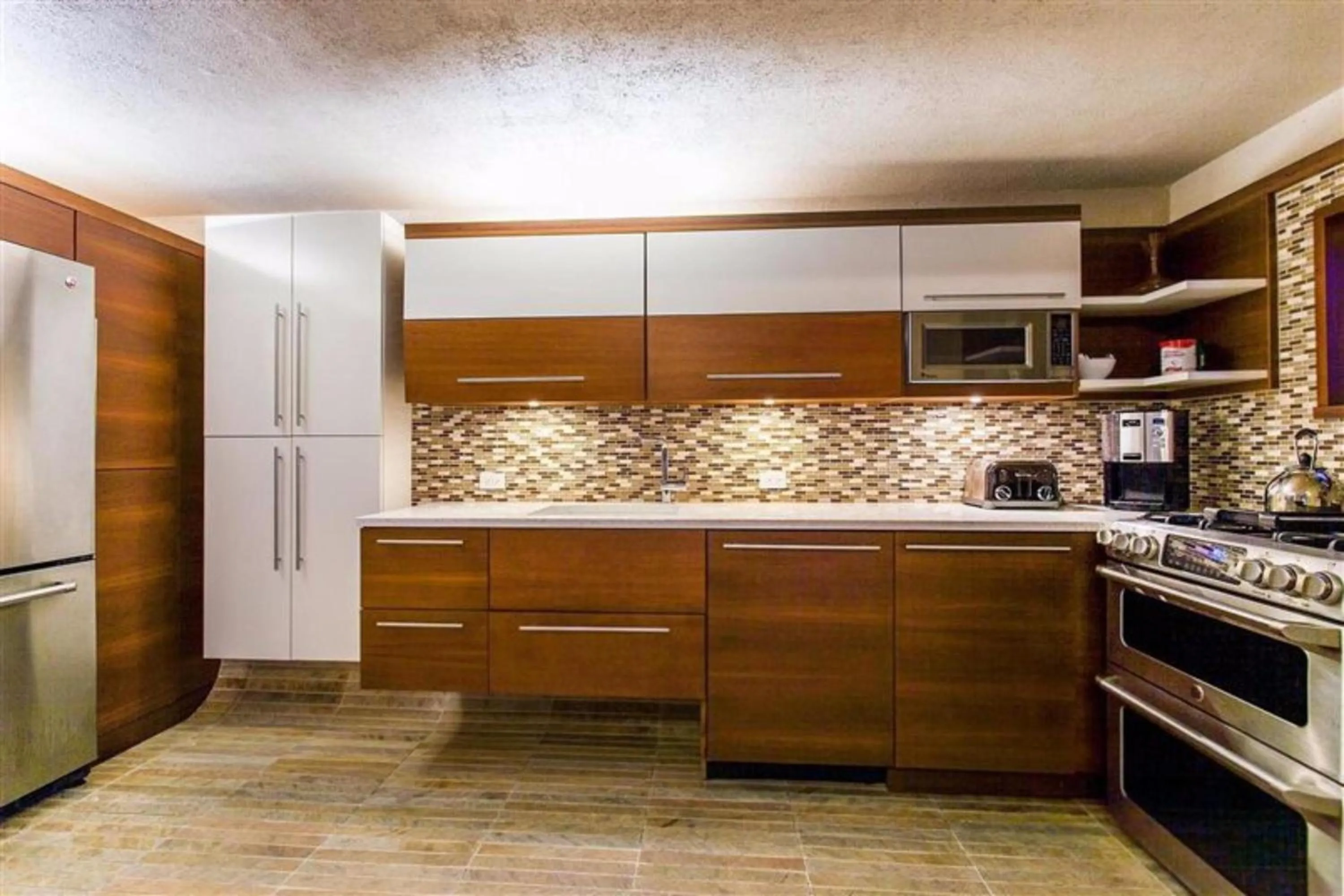 Kitchen or kitchenette in CeBlue Villas