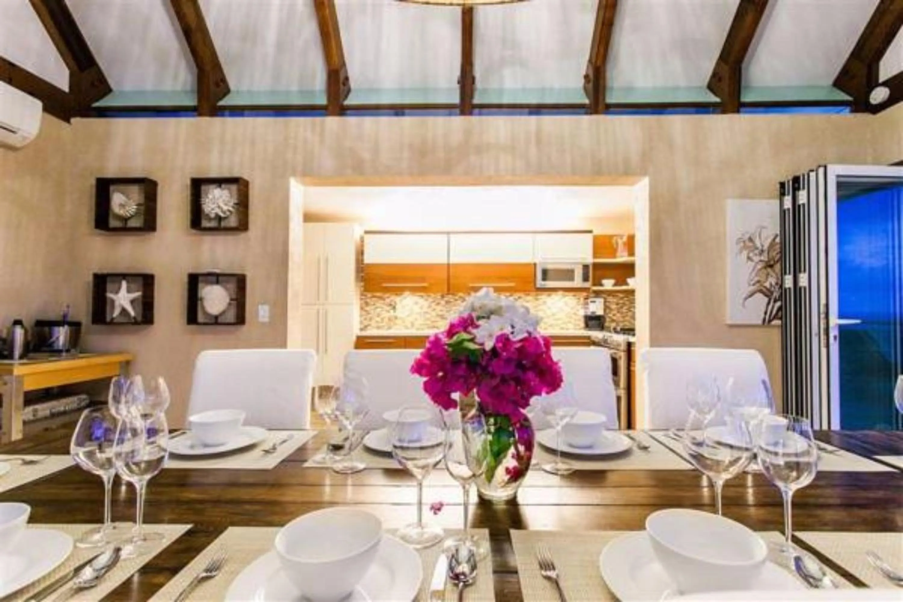 Kitchen or kitchenette in CeBlue Villas